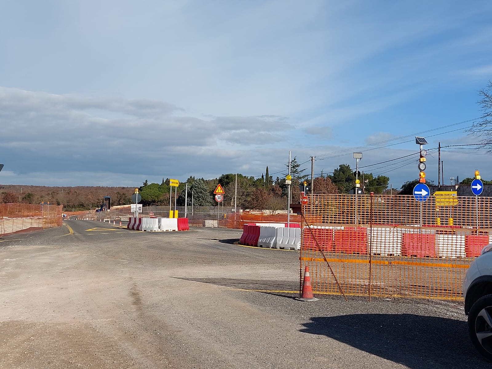 Galleria Maurodinoia e Pentassuglia sul cantiere della SS 172 nel tratto Orimini: “Sopralluogo importante per comprendere le difficoltà del cantiere e condividere una nuova programmazione” - Diapositiva 3 di 4