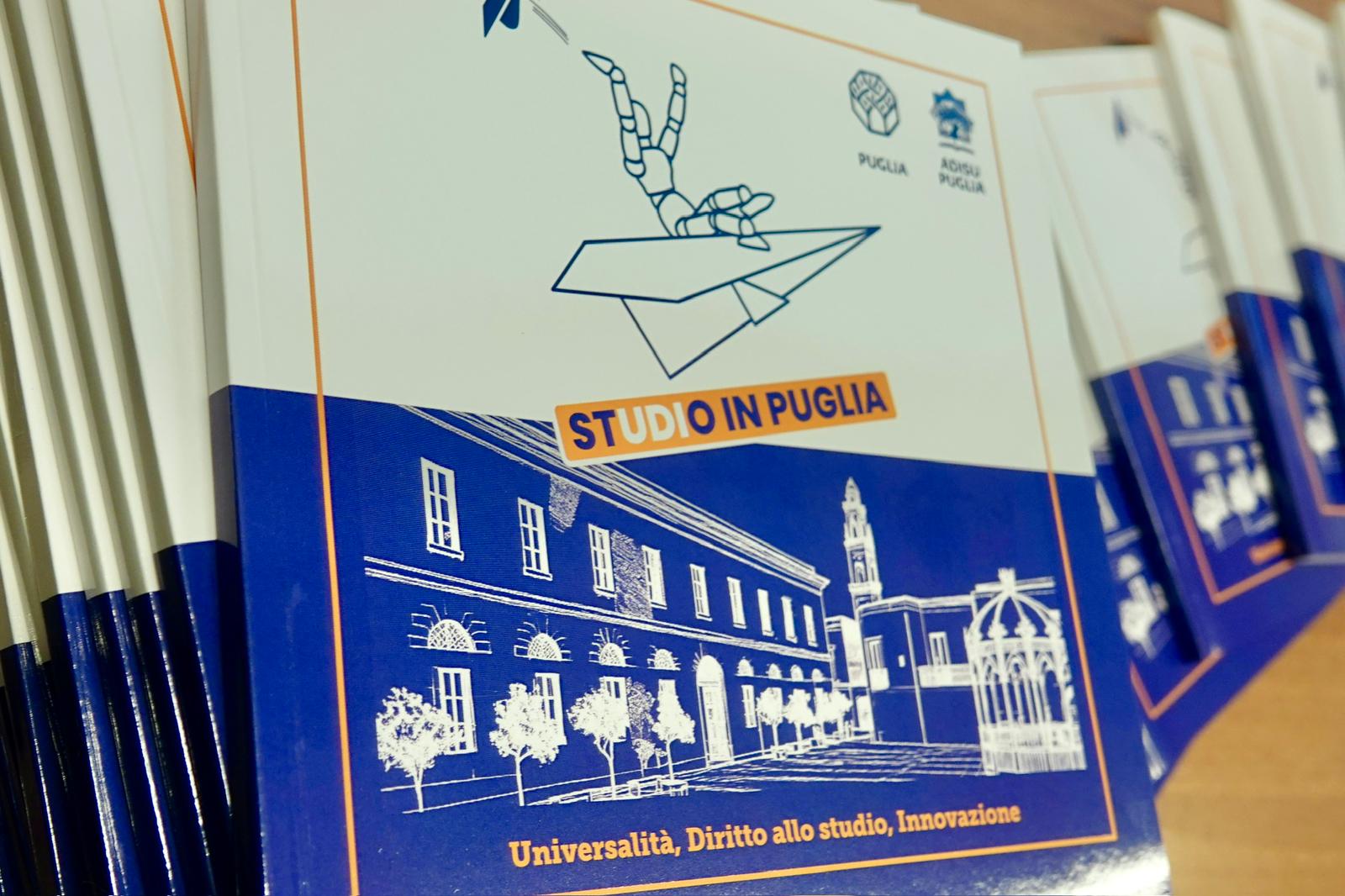 Galleria FOGGIA, L'EX DISTRETTO MILITARE RINASCE: 120 POSTI LETTO PER STUDENTI E IL MUSEO UMBERTO GIORDANO. FIRMATO IL COMODATO, LANCIATO IL CONCORSO DI PROGETTAZIONE - Diapositiva 2 di 5