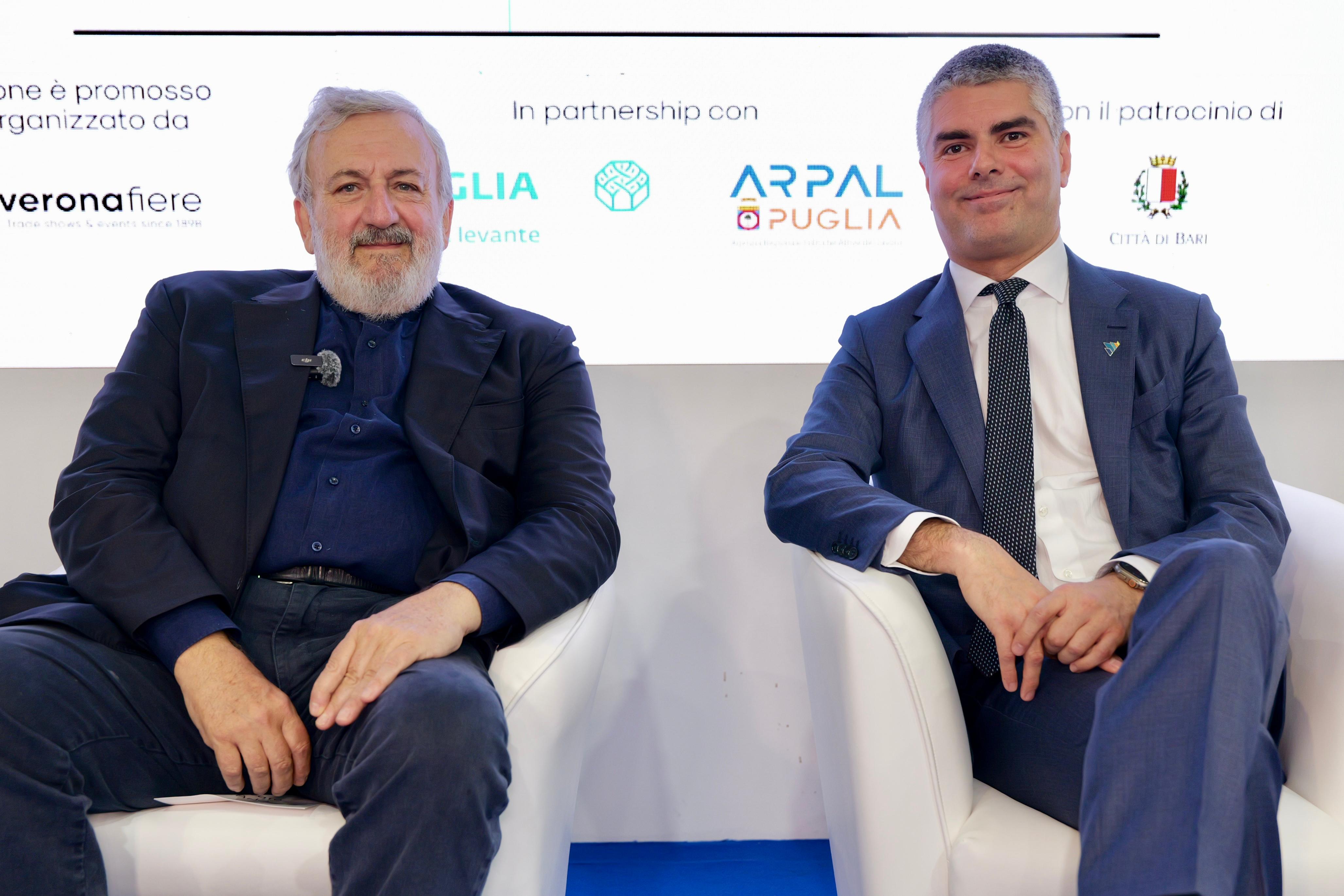 Galleria AL VIA OGGI LA PRIMA EDIZIONE JOB&ORIENTA BARI - Diapositiva 5 di 11