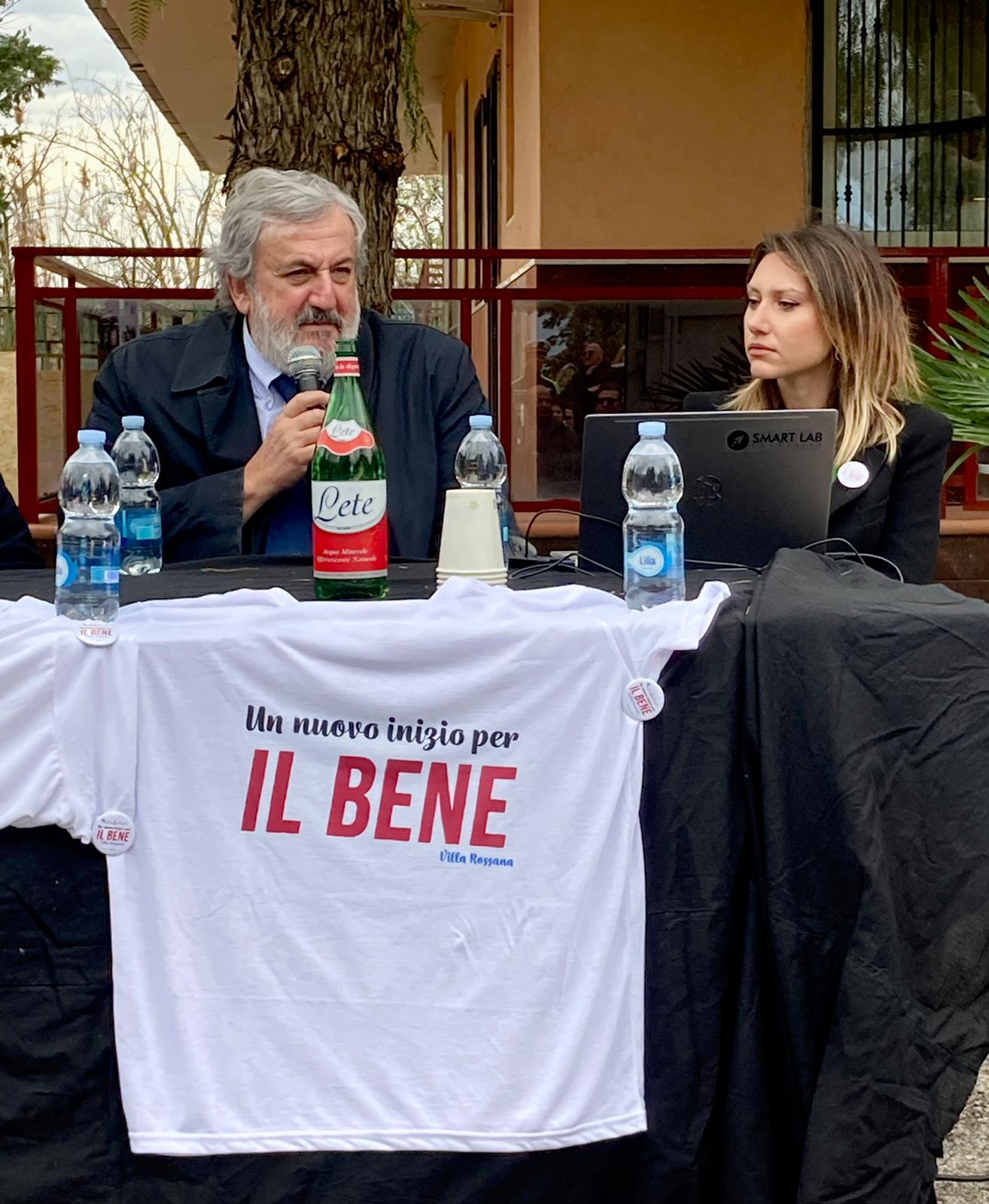 Galleria Emiliano a Manfredonia per l’inaugurazione di Villa Rossana, bene confiscato alla criminalità: “Restituiamo alla società ricchezza, coesione sociale e solidarietà” - Diapositiva 4 di 11