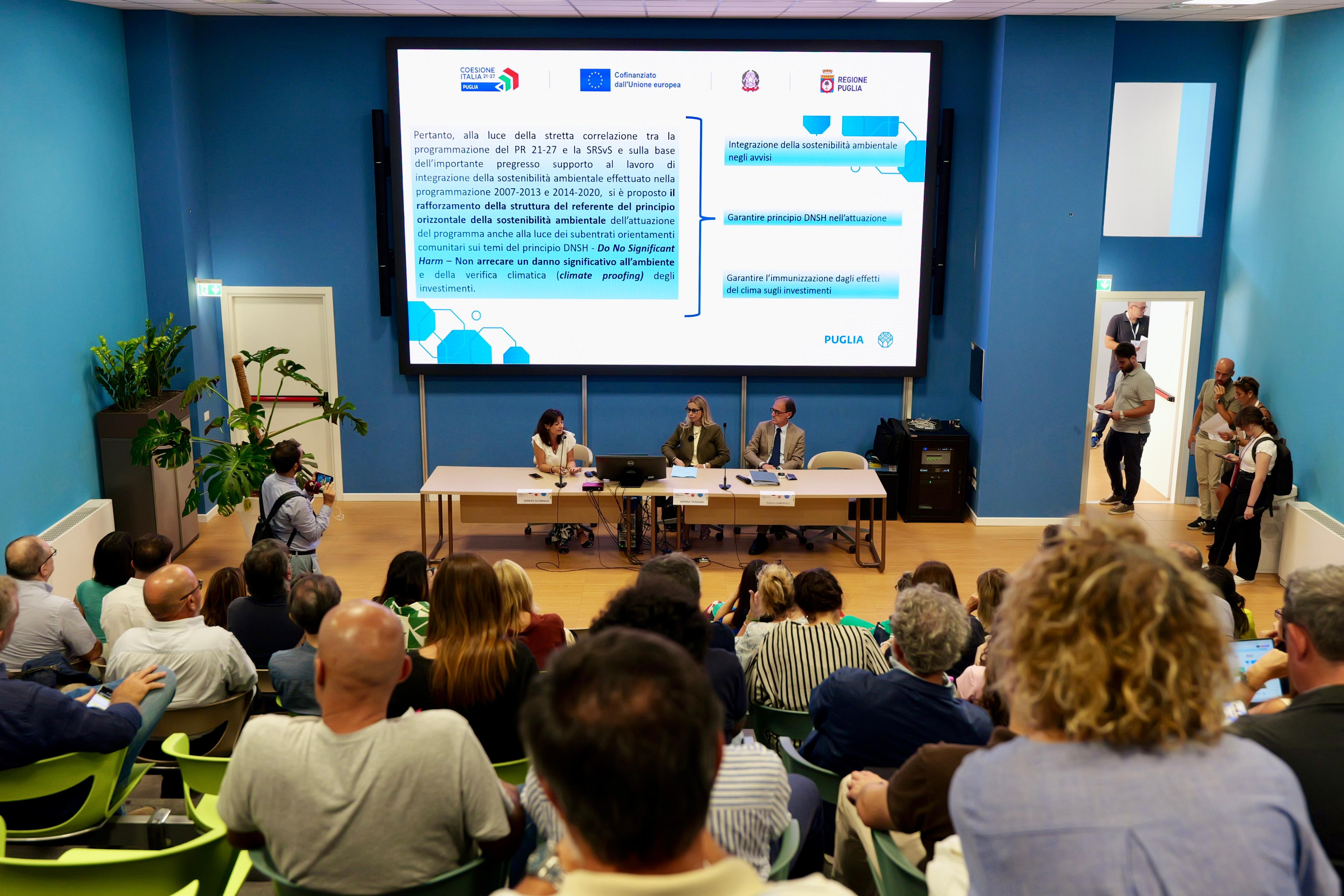 Galleria Rivoluzione in verde in Puglia, Triggiani: “La nostra strategia di sviluppo sostenibile per affrontare le grandi sfide globali” - Diapositiva 7 di 7