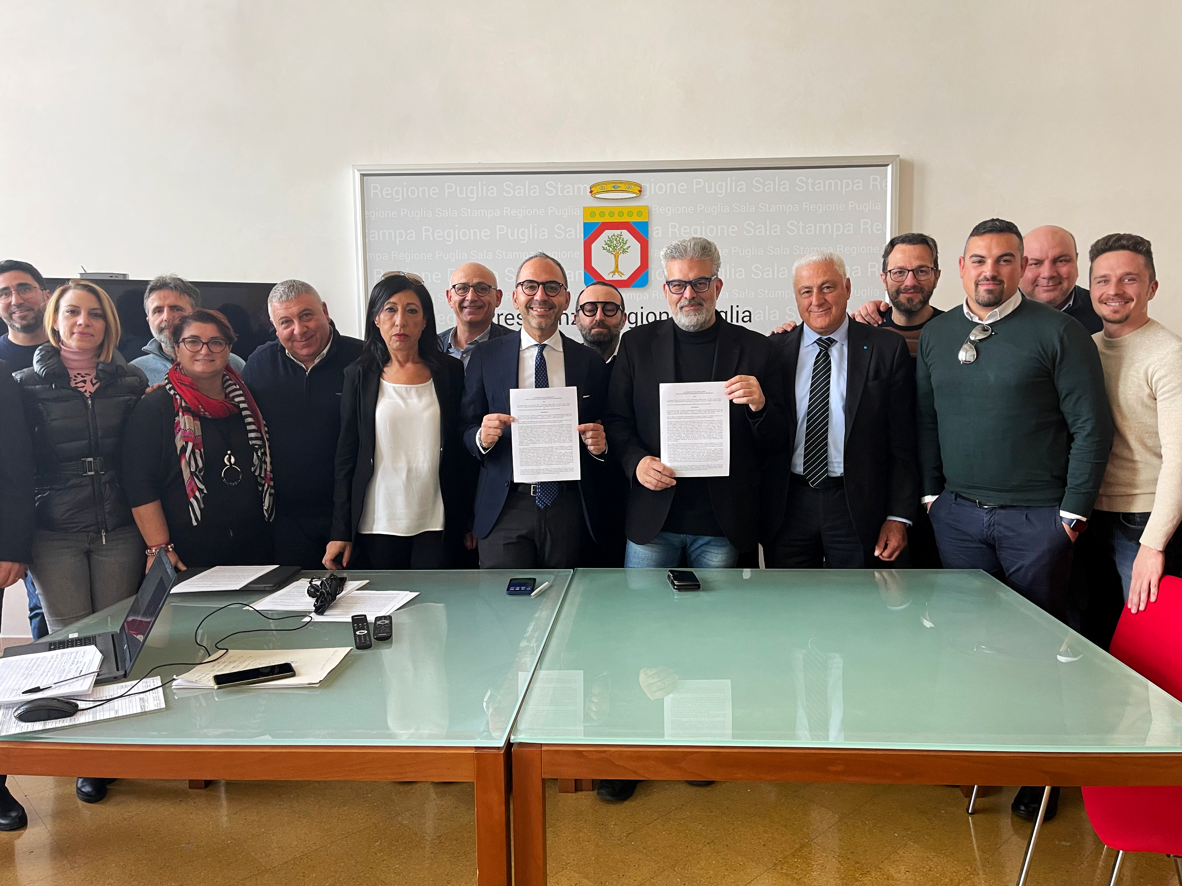 Galleria Piemontese, sottoscritta l’intesa per l’adeguamento contrattuale dei lavoratori della Santa Teresa SpA - Diapositiva 1 di 2