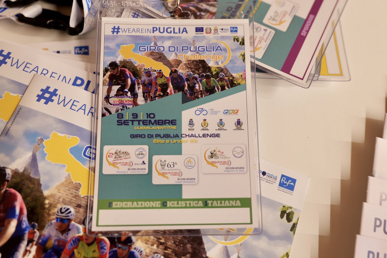 Galleria BIKE, IL GIRO DI PUGLIA CHALLENGE PORTA I CAMPIONI FRA MURGE E MARE - Diapositiva 7 di 17