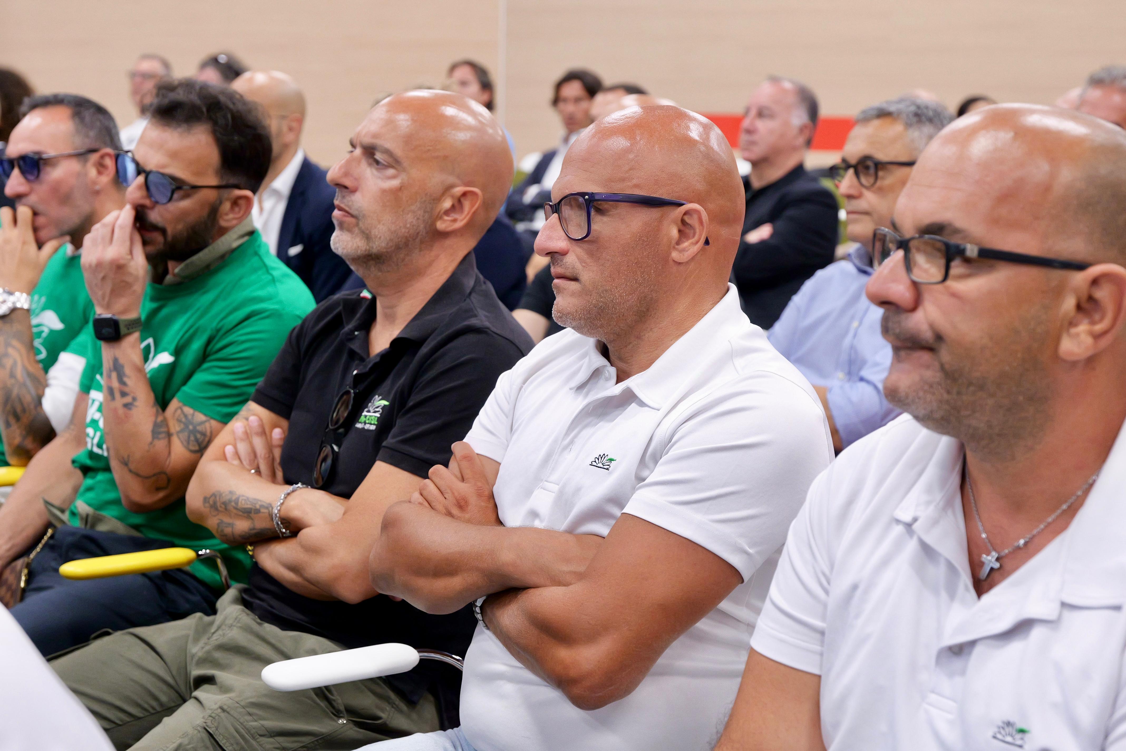 Galleria Ex Ilva, Emiliano convoca istituzioni e parti sociali per valutare le proposte del Governo: 