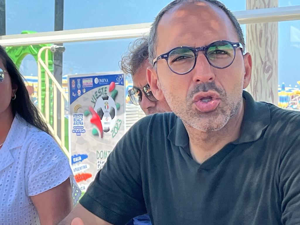 Galleria Piemontese a Vieste per tappa Italia Beach Soccer - Diapositiva 1 di 2