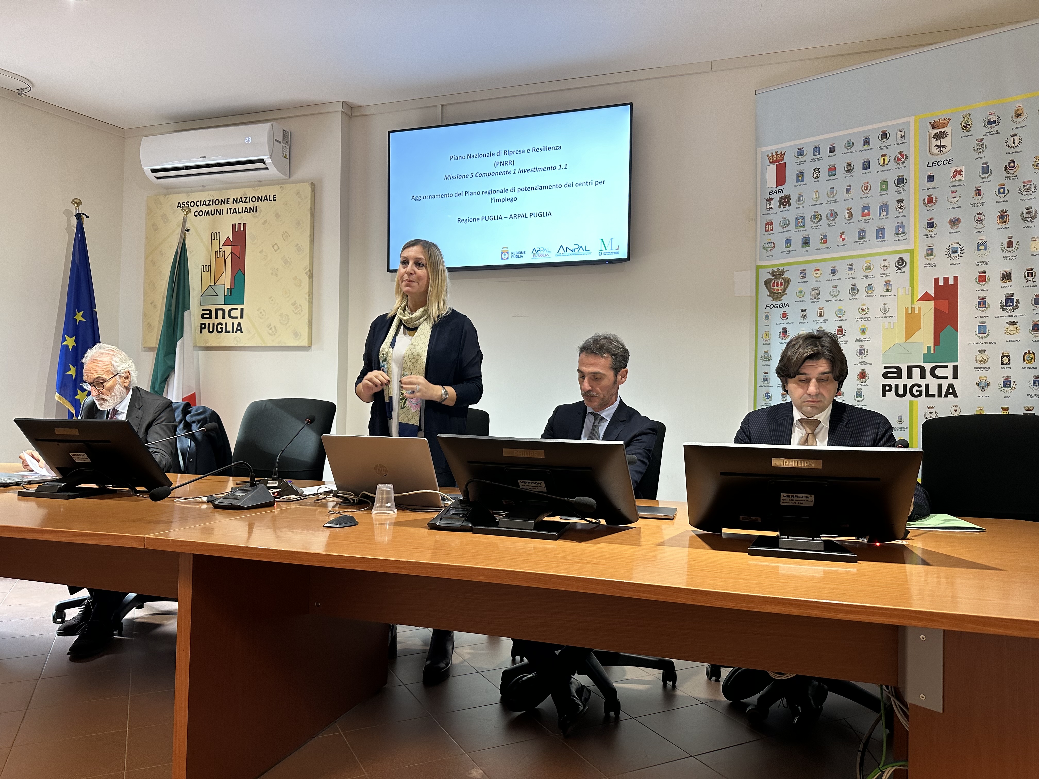 Galleria Regione e Anci Puglia insieme per il potenziamento dei Centri per l’impiego - Diapositiva 2 di 2