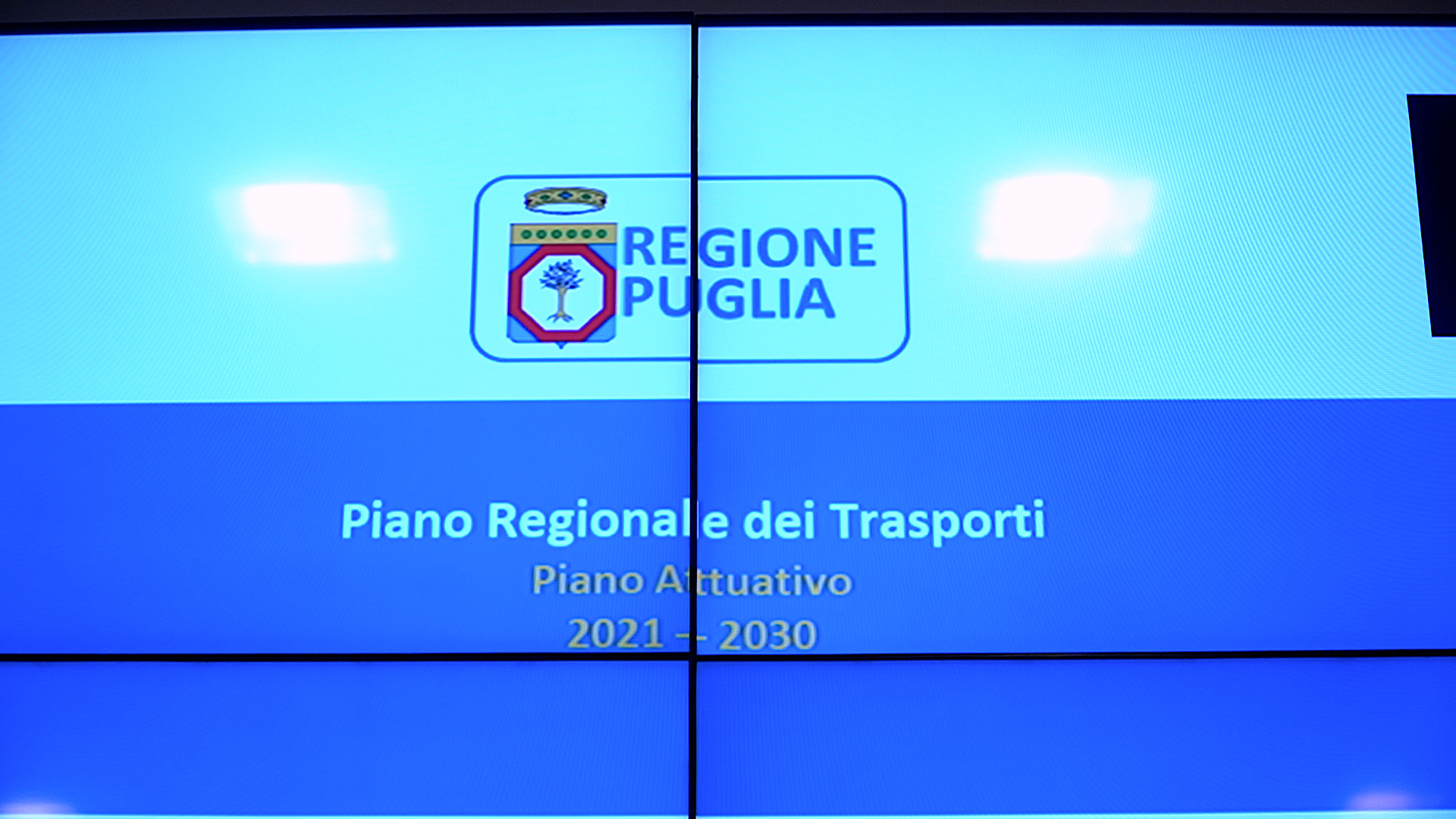 Galleria Presentato il Piano Attuativo 2021-2030 del Piano Regionale dei Trasporti: un lavoro complesso per ridisegnare la rete di trasporto regionale - Diapositiva 6 di 7