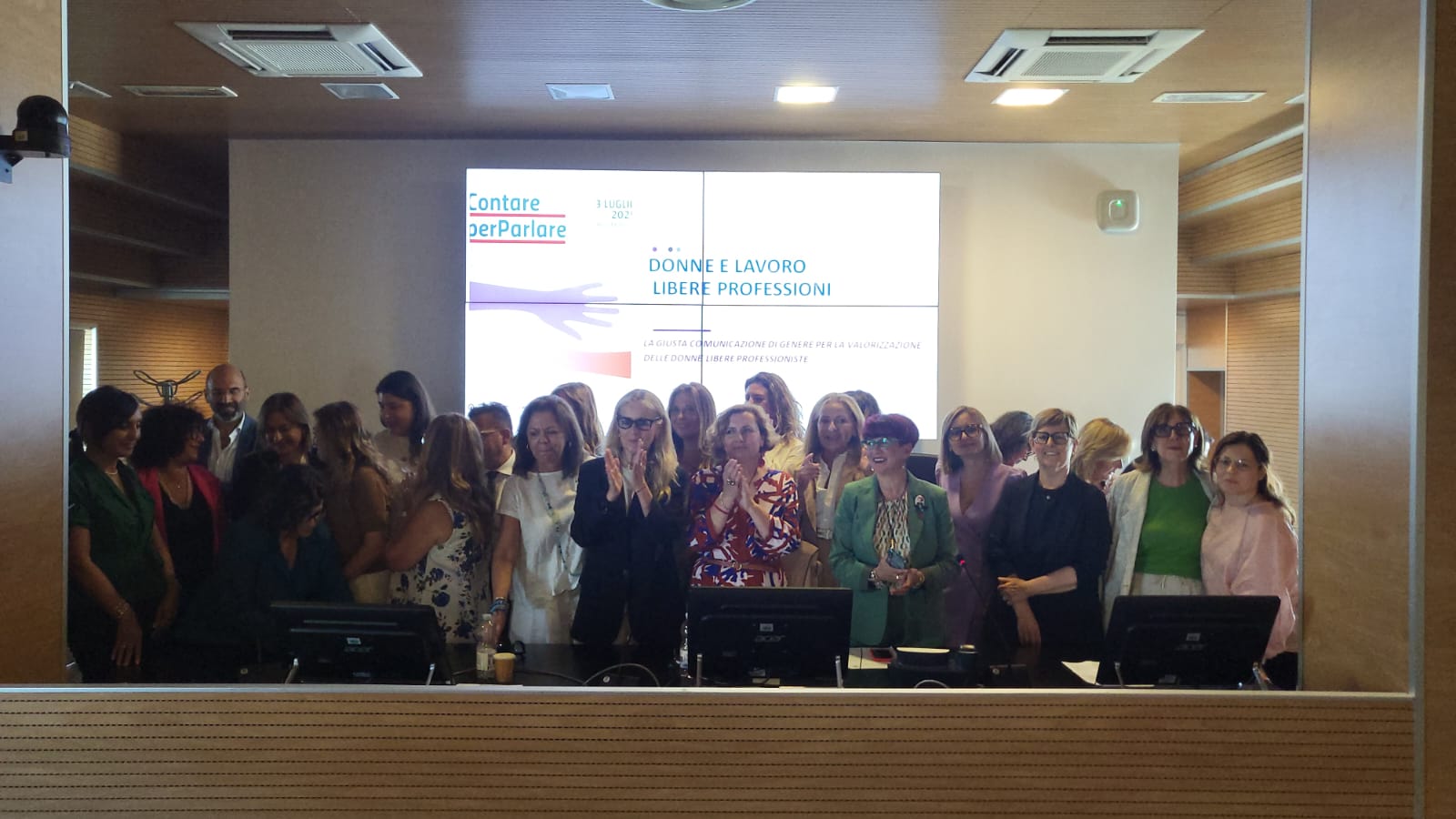 Galleria Comunicazione inclusiva, Triggiani, De Simone e Ruccia: “Pilastro della strategia regionale. E' strumento di promozione e valorizzazione della parità e delle donne nel mondo professionale