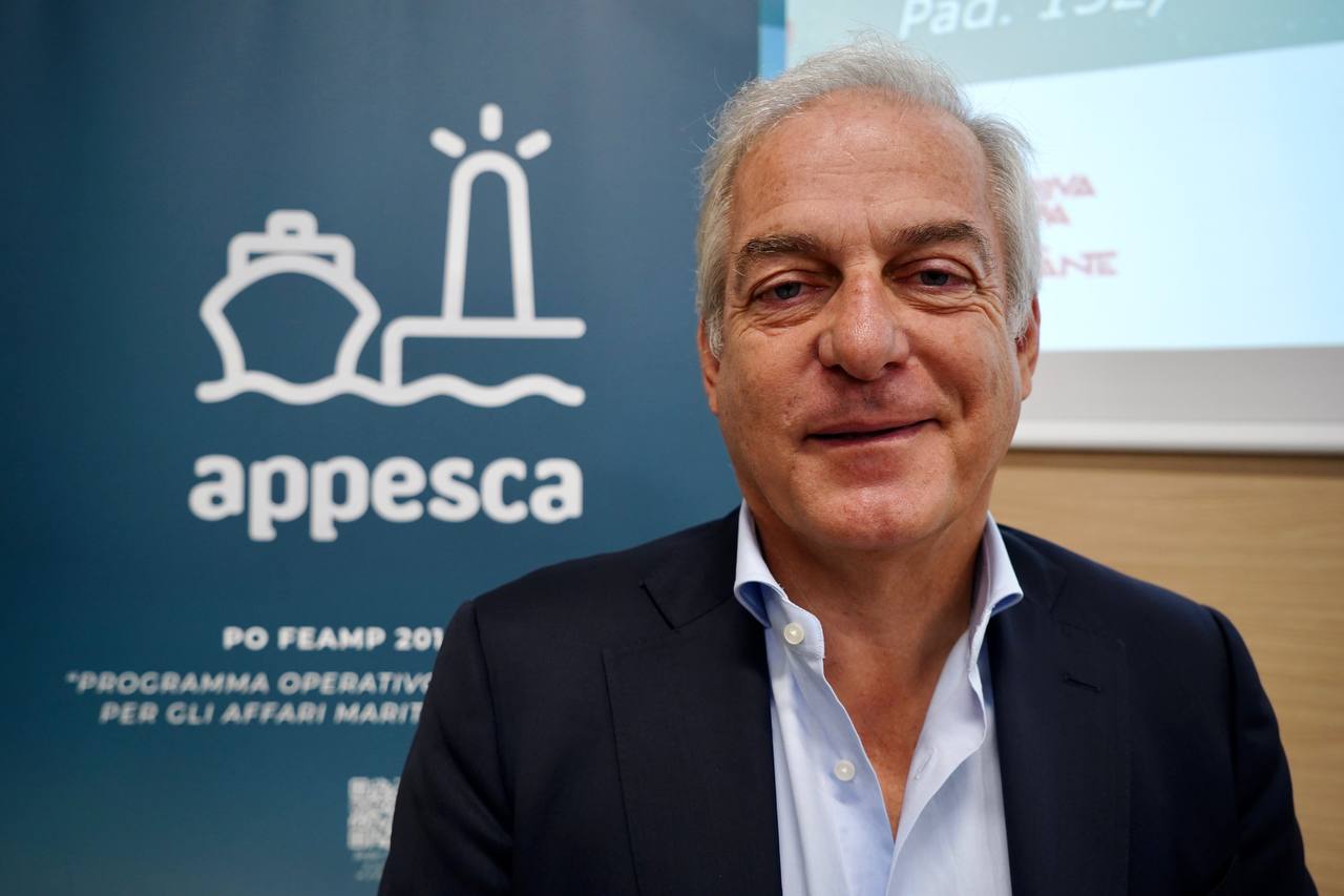 Galleria FdL 22. APPESCA: presentato lo studio di 42 siti portuali di Puglia per costruire strategie di sviluppo dell’economia del mare e della pesca - Diapositiva 6 di 10