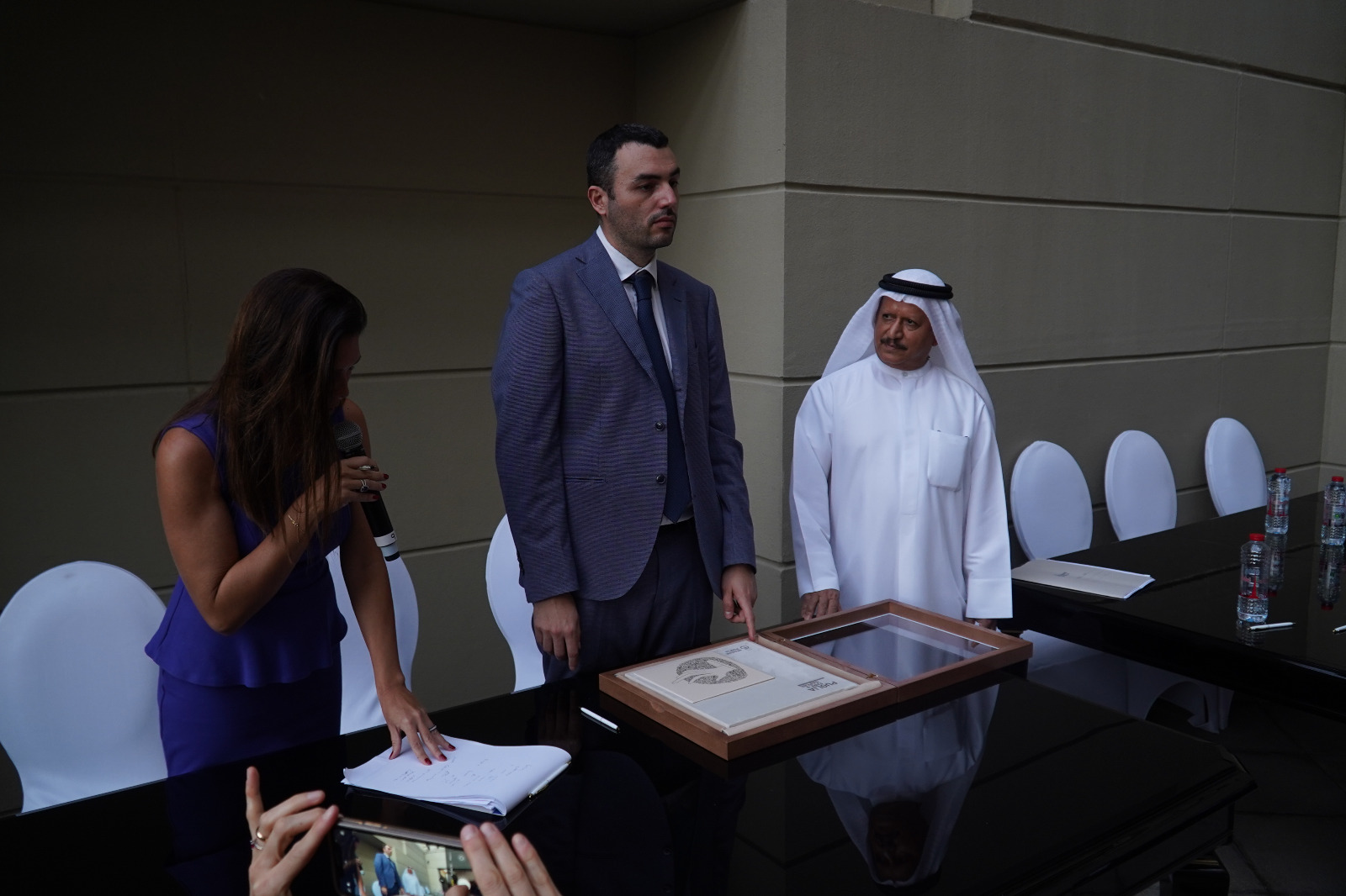 Galleria Delli Noci: “Oggi abbiamo sottoscritto importanti accordi internazionali risultato tangibile della missione istituzionale a Dubai dello scorso ottobre” - Diapositiva 2 di 11