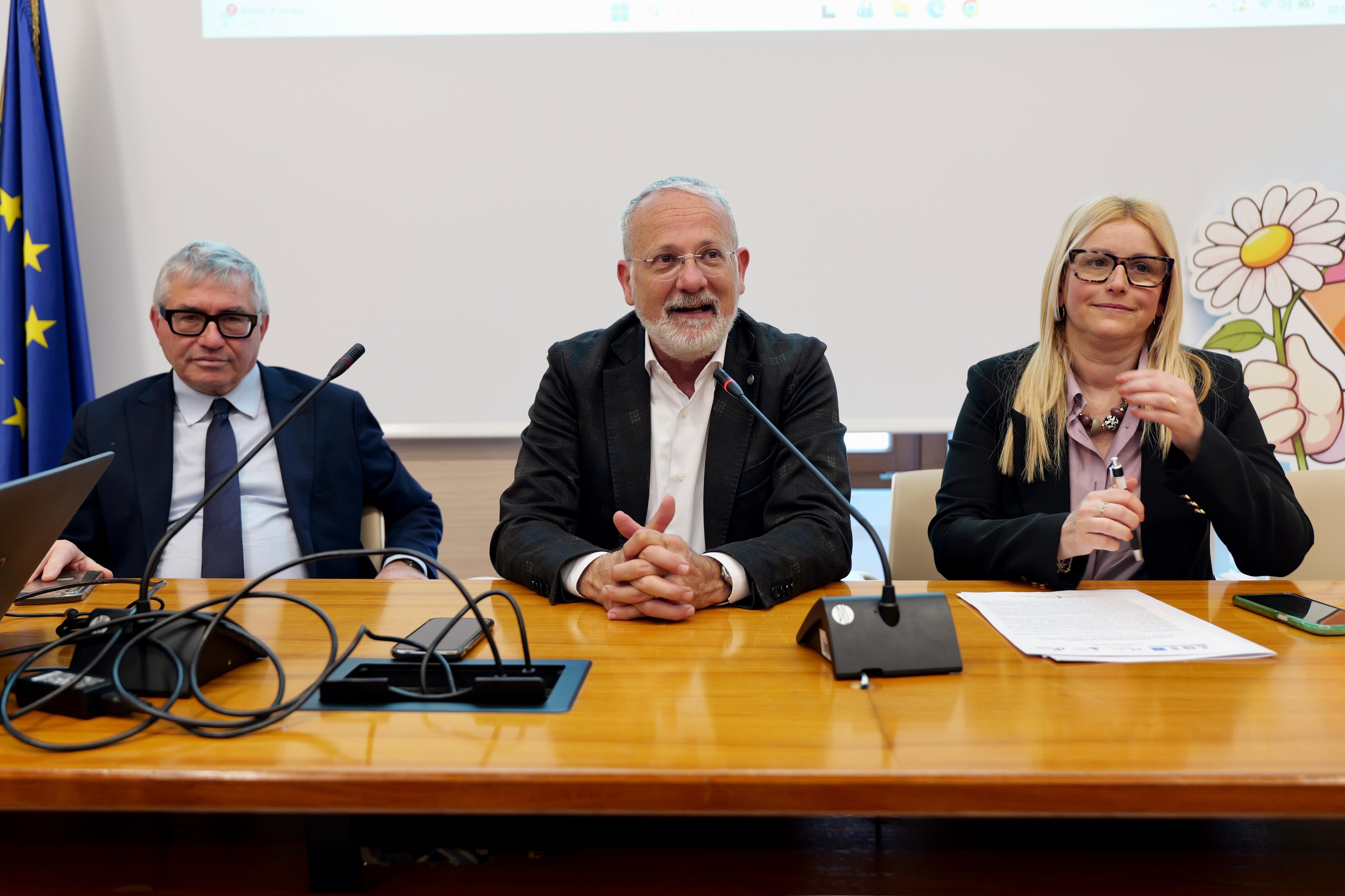 Galleria Festival internazionale dell’Aquilone: Margherita di Savoia (Bt) pronta per la dodicesima edizione - Diapositiva 5 di 7