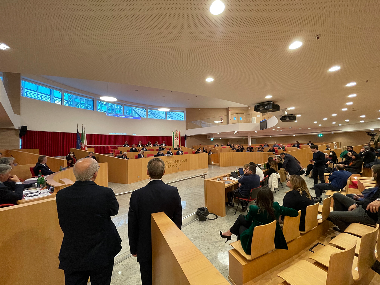 Galleria Emiliano e Piemontese sull’approvazione del bilancio 2023 in Consiglio regionale - Diapositiva 1 di 4