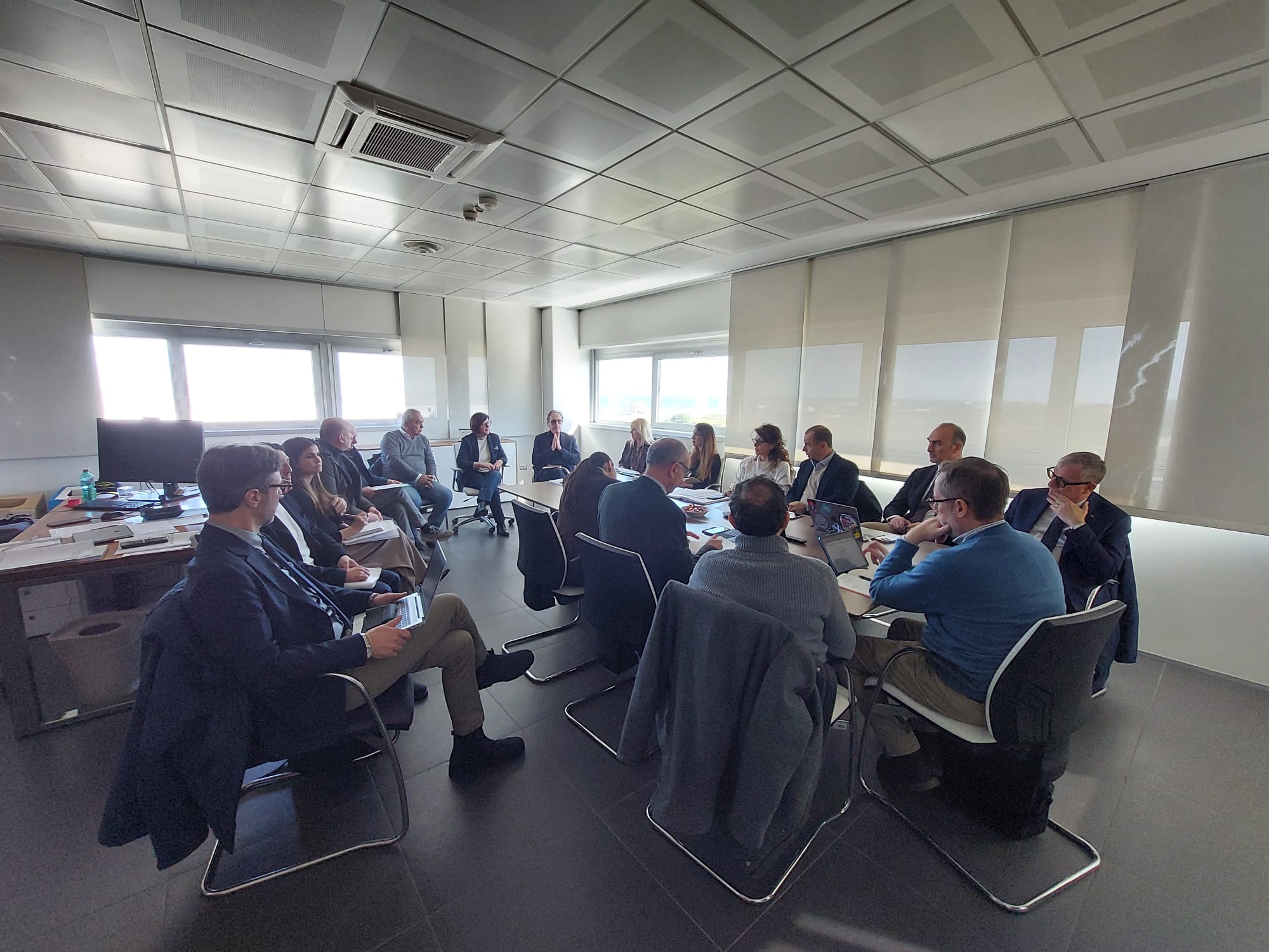 Galleria Economia circolare, l’assessore Ciliento incontra il gruppo di lavoro regionale sul sottoprodotto marmettola: “Da rifiuto della lavorazione del marmo a sottoprodotto per incentivare diverse filiere locali” - Diapositiva 3 di 3