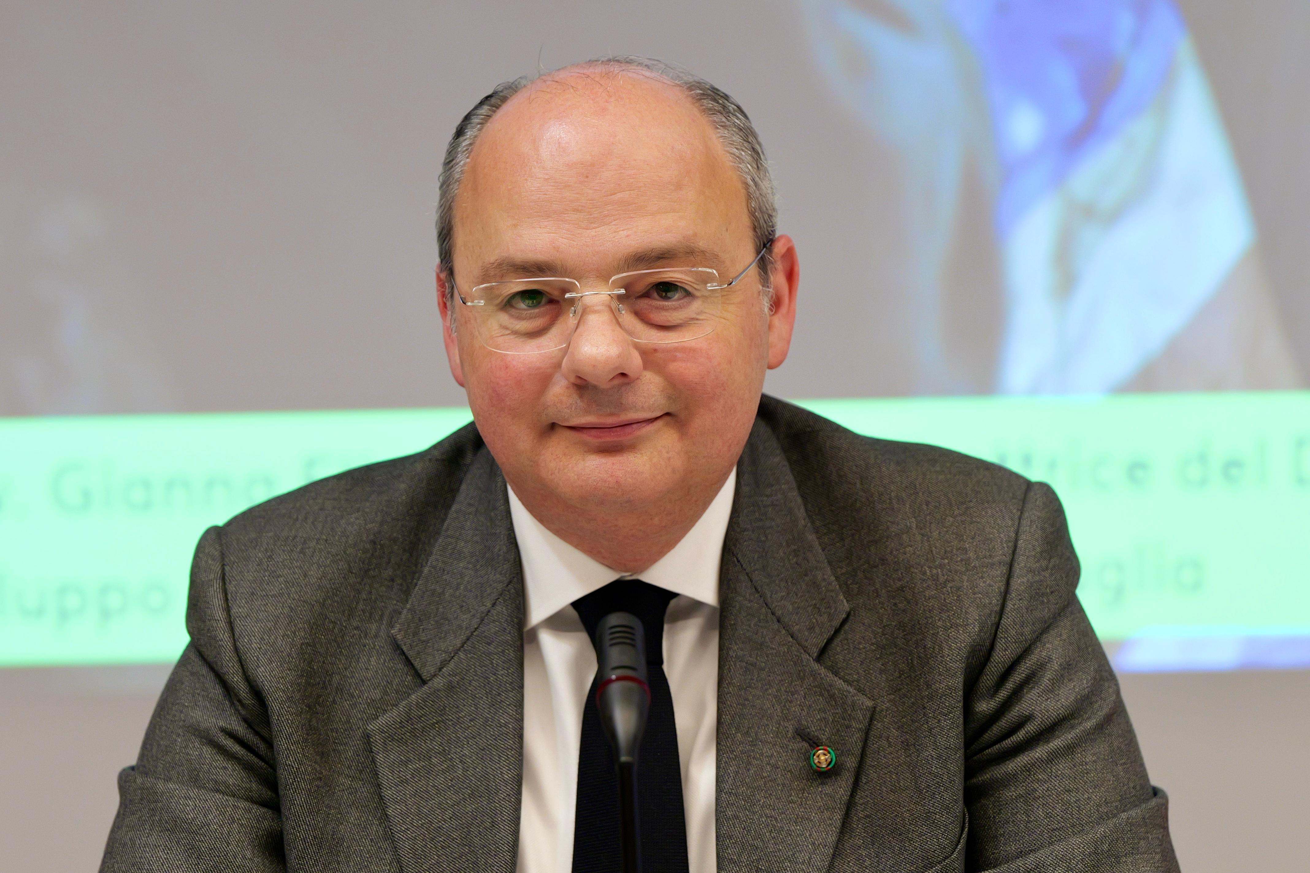 Galleria IRCSS Giovanni Paolo II, al via la sperimentazione del SiMoT, dispositivo palmare per le diagnosi precoci. Emiliano: “La Regione Puglia sostiene la ricerca scientifica e intende promuovere un distretto biomedico” - Diapositiva 6 di 10