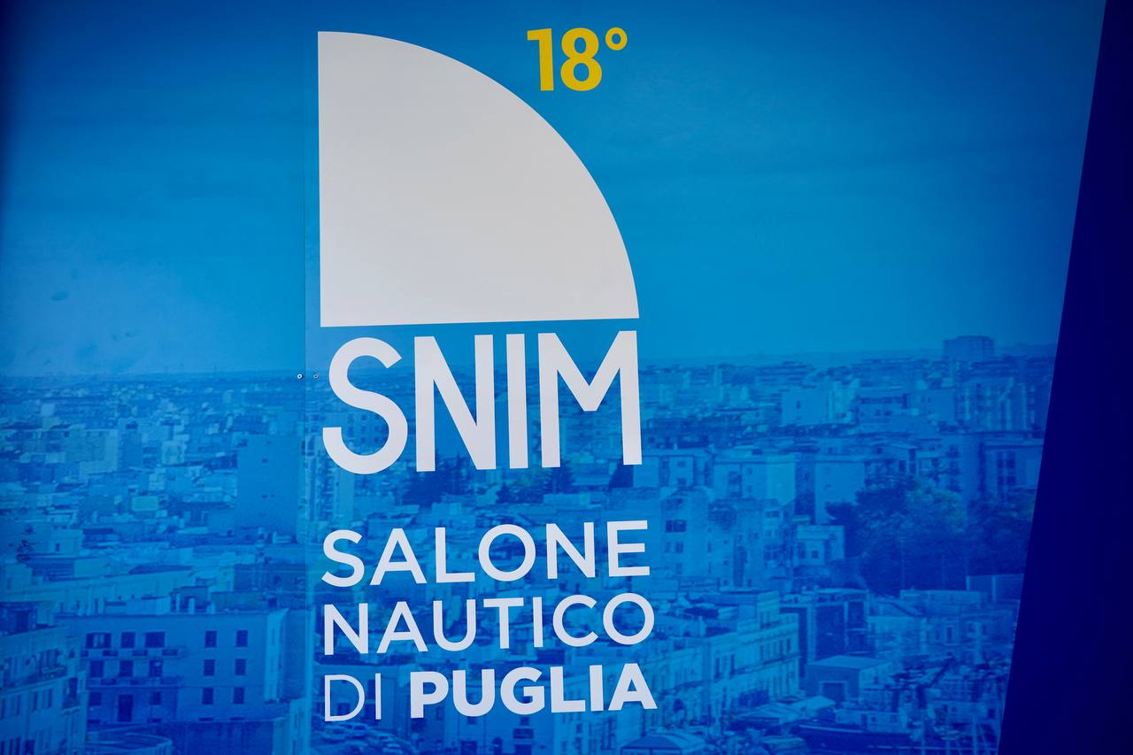 Galleria EMILIANO INAUGURA IL SALONE NAUTICO A BRINDISI: “ORA CONNETTERE LA FORMAZIONE CON GLI INVESTIMENTI” - Diapositiva 9 di 15