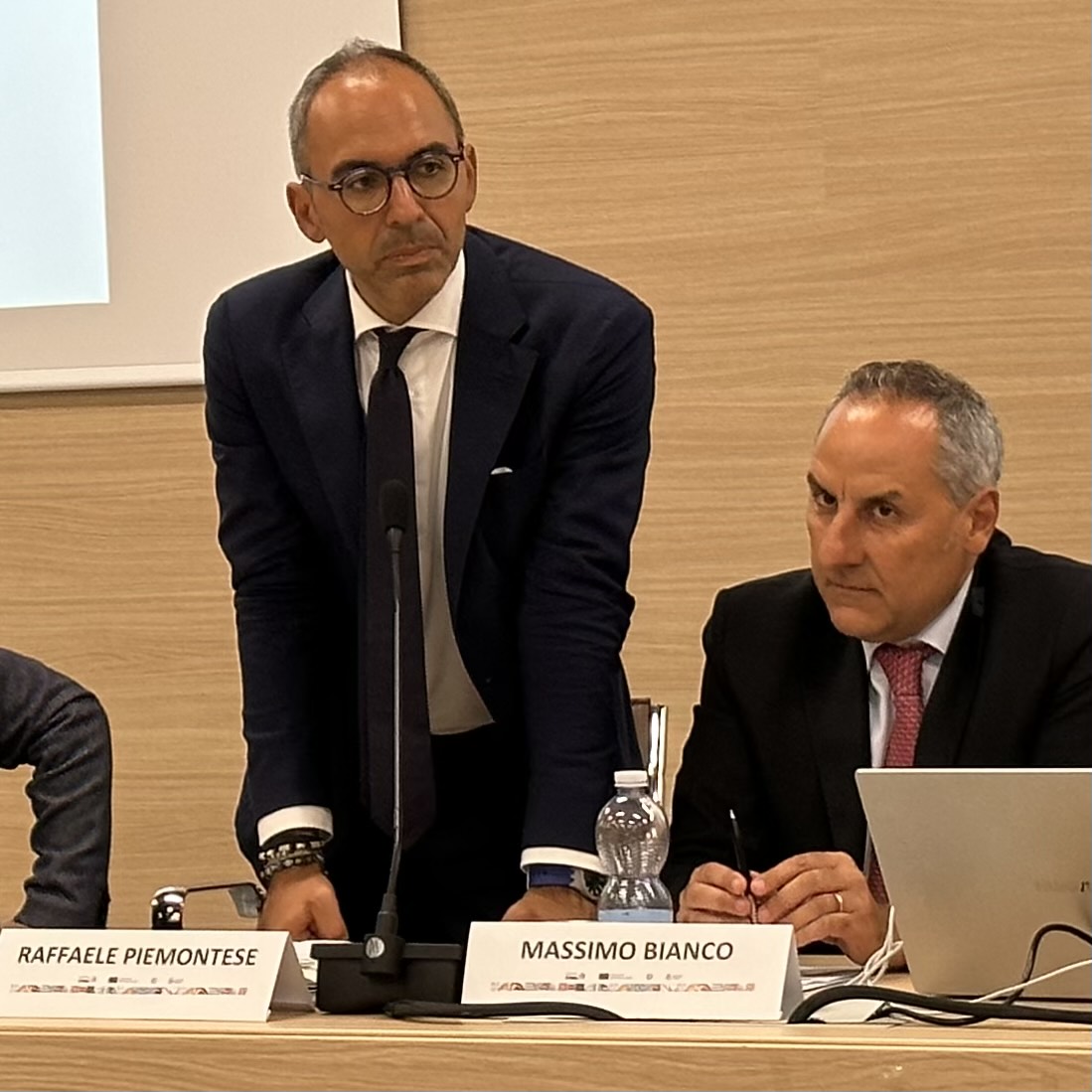 Galleria Piemontese: “I concetti chiave dell’Agenda 2030 applicati dalla Regione Puglia alla mobilità sostenibile” - Diapositiva 1 di 2
