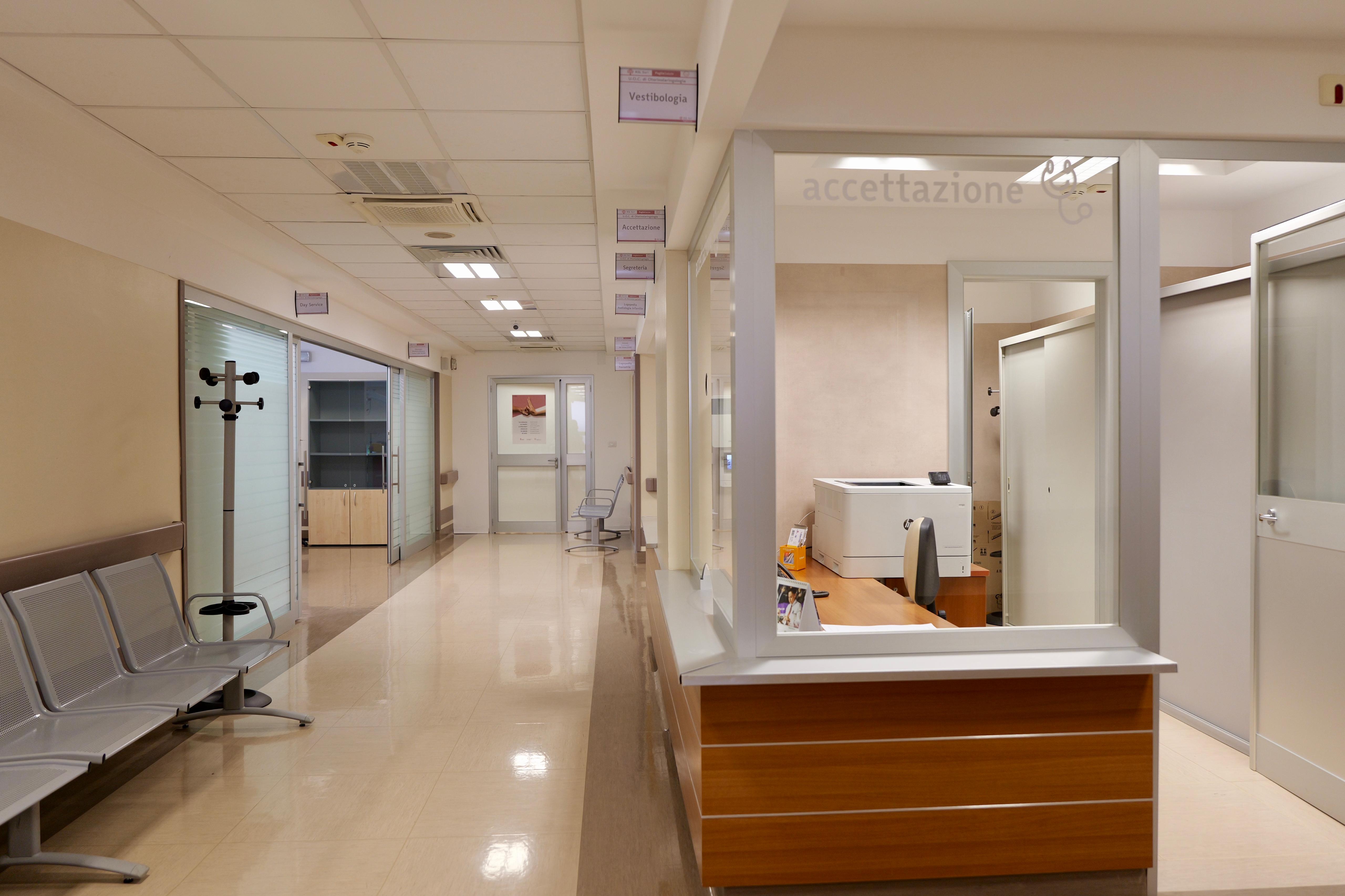 Galleria Ospedale Di Venere, attivate risonanza magnetica e nuova piastra ambulatoriale di Otorinolaringoiatria - Diapositiva 9 di 17