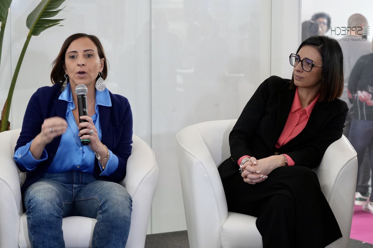 Galleria Barone e Lopane alla presentazione progetto C.os.T.A - Comunità ospitali per il turismo accessibile - Diapositiva 6 di 9