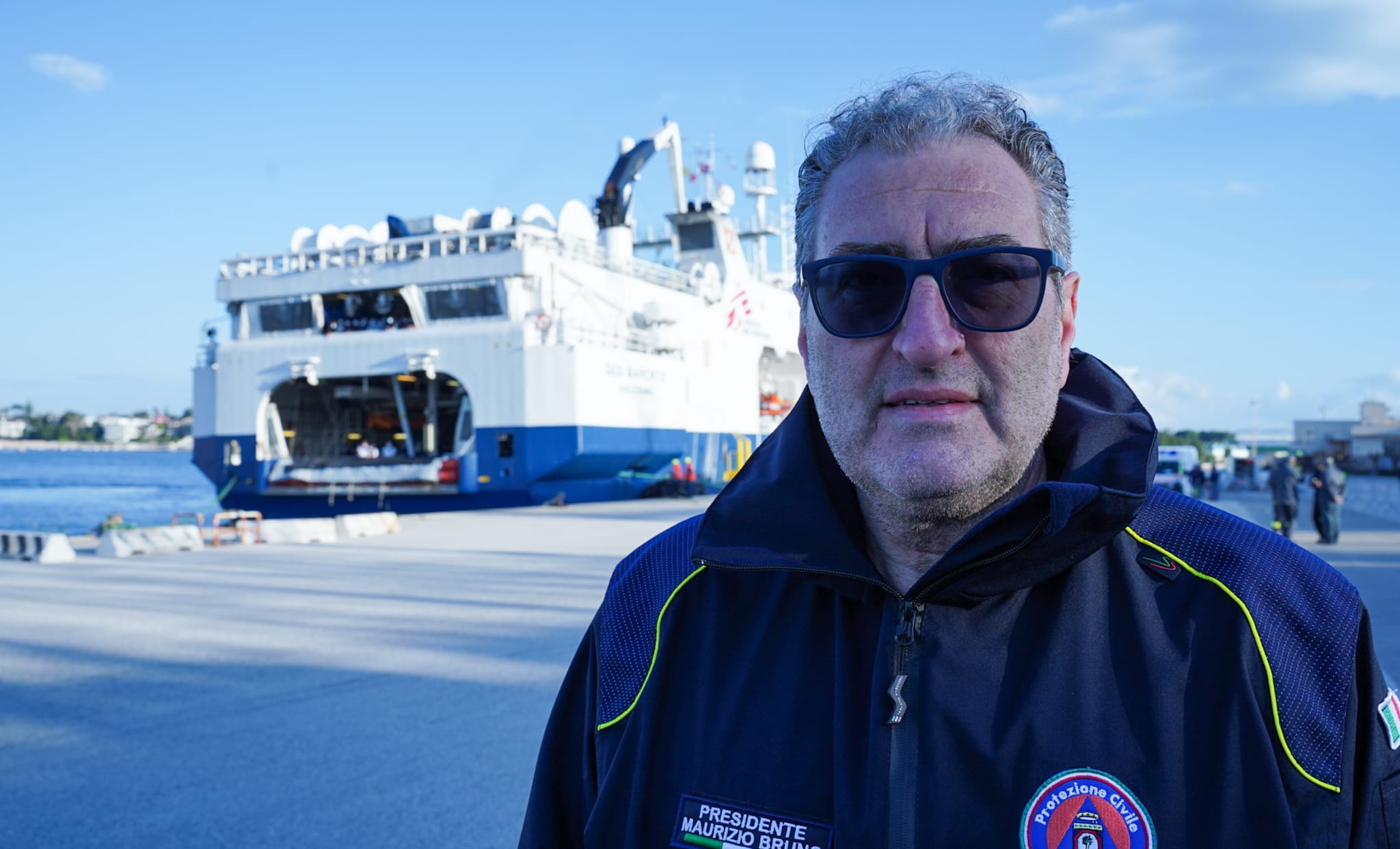 Galleria Emiliano a Brindisi per accogliere la nave di Medici Senza Frontiere con 339 persone salvate al largo di Malta - Diapositiva 7 di 34