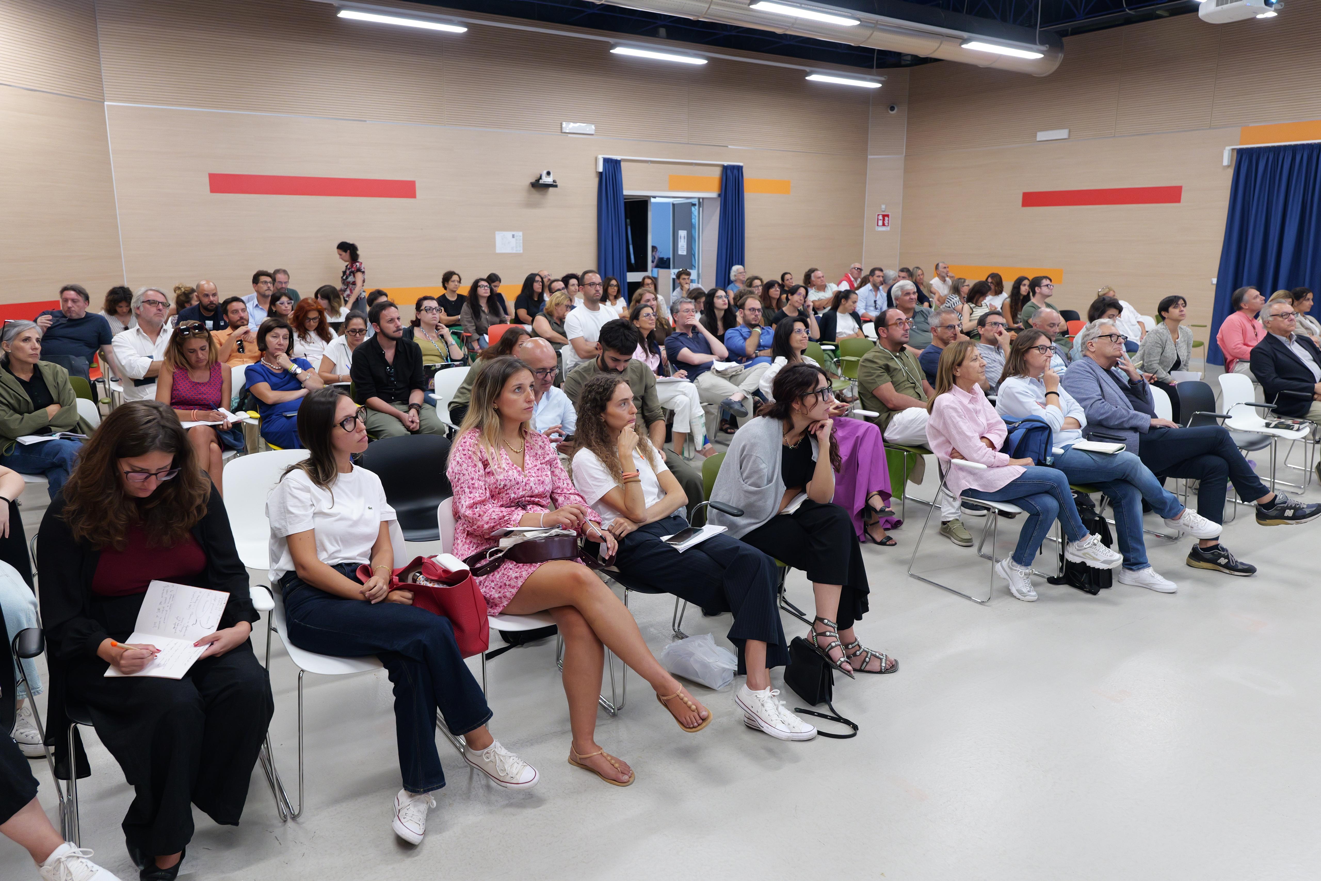 Galleria Infoday del Programma Interreg IPA South Adriatic per formare i beneficiari dei 43 progetti approvati con la standard call - Diapositiva 11 di 11