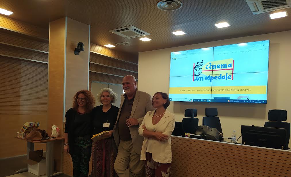 Galleria Il Nuovo Fantarca ha presentato “Cinema in ospedale” - Diapositiva 2 di 4
