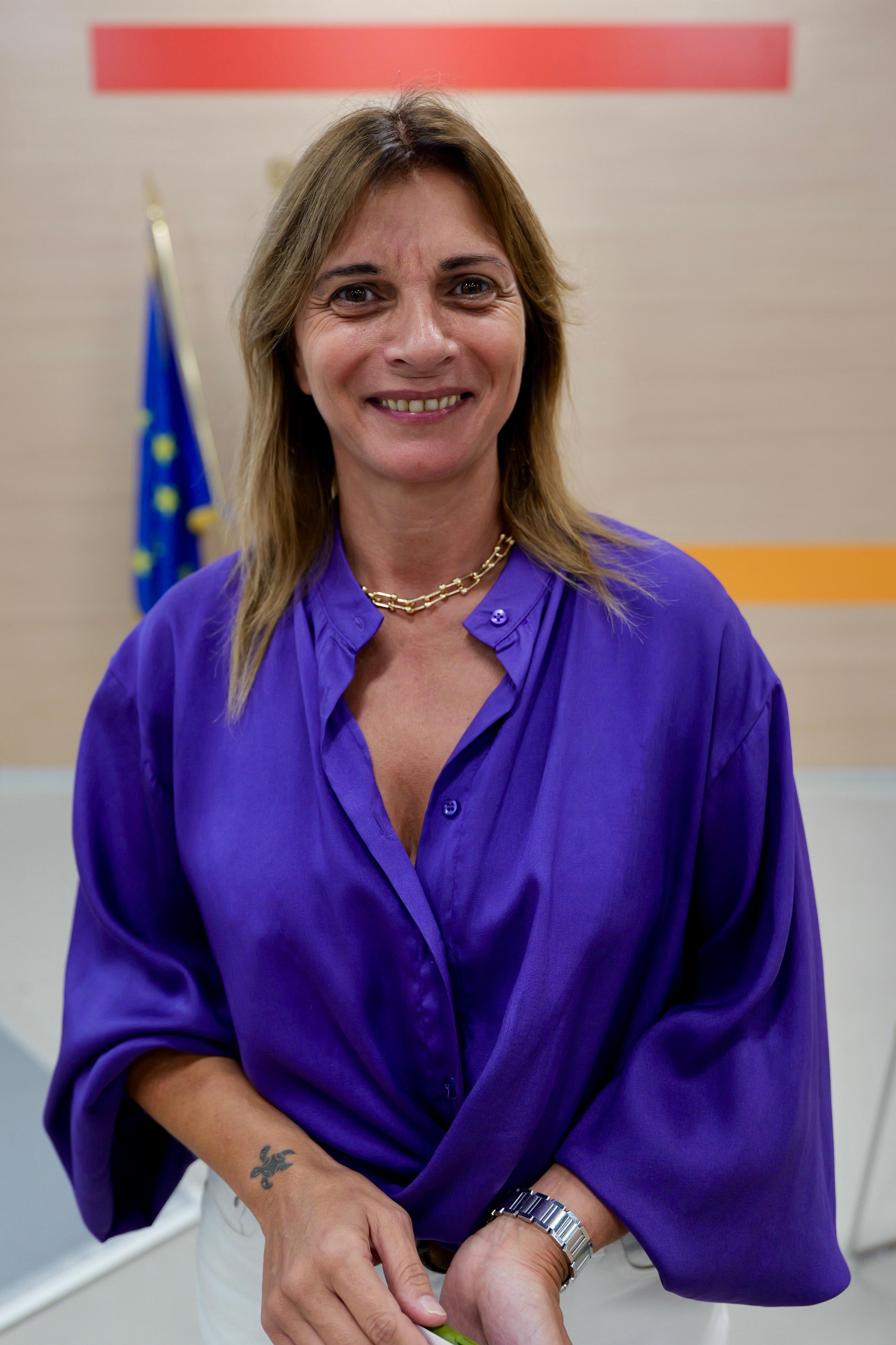 Galleria Misura regionale “Connessioni - Women FOR Puglia (Puglia donna rigenera)”: creare un network qualificato per sostenere l’occupazione femminile - Diapositiva 5 di 9