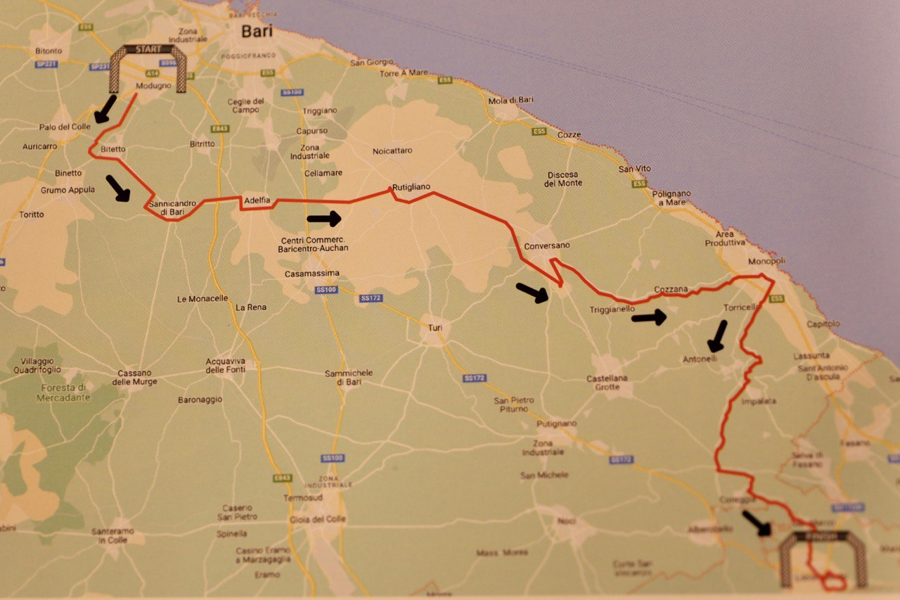 Galleria BIKE, IL GIRO DI PUGLIA CHALLENGE PORTA I CAMPIONI FRA MURGE E MARE - Diapositiva 2 di 17