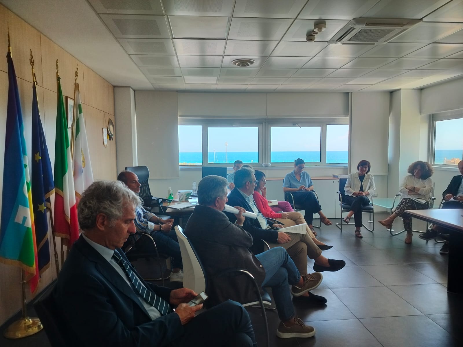 Galleria Trasporti, oggi incontro tra l’assessore Ciliento, i gestori dei servizi TPL e delle infrastrutture viarie, Protezione civile e 118 - Diapositiva 3 di 3