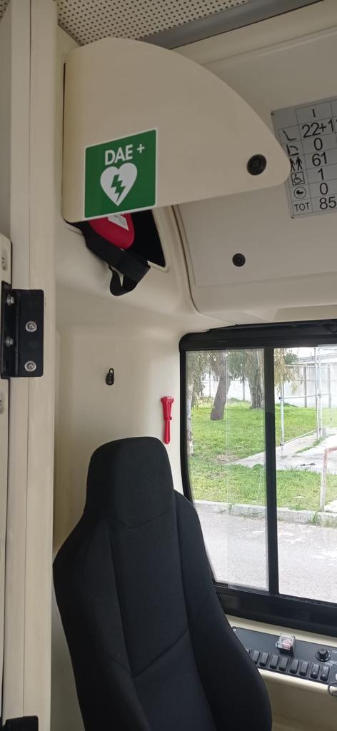 Galleria Progetto Cuori in Movimento, Maurodinoia: “Gli autobus del TPL di Brindisi più sicuri grazie all’installazione di defibrillatori e ad autisti soccorritori” - Diapositiva 4 di 6