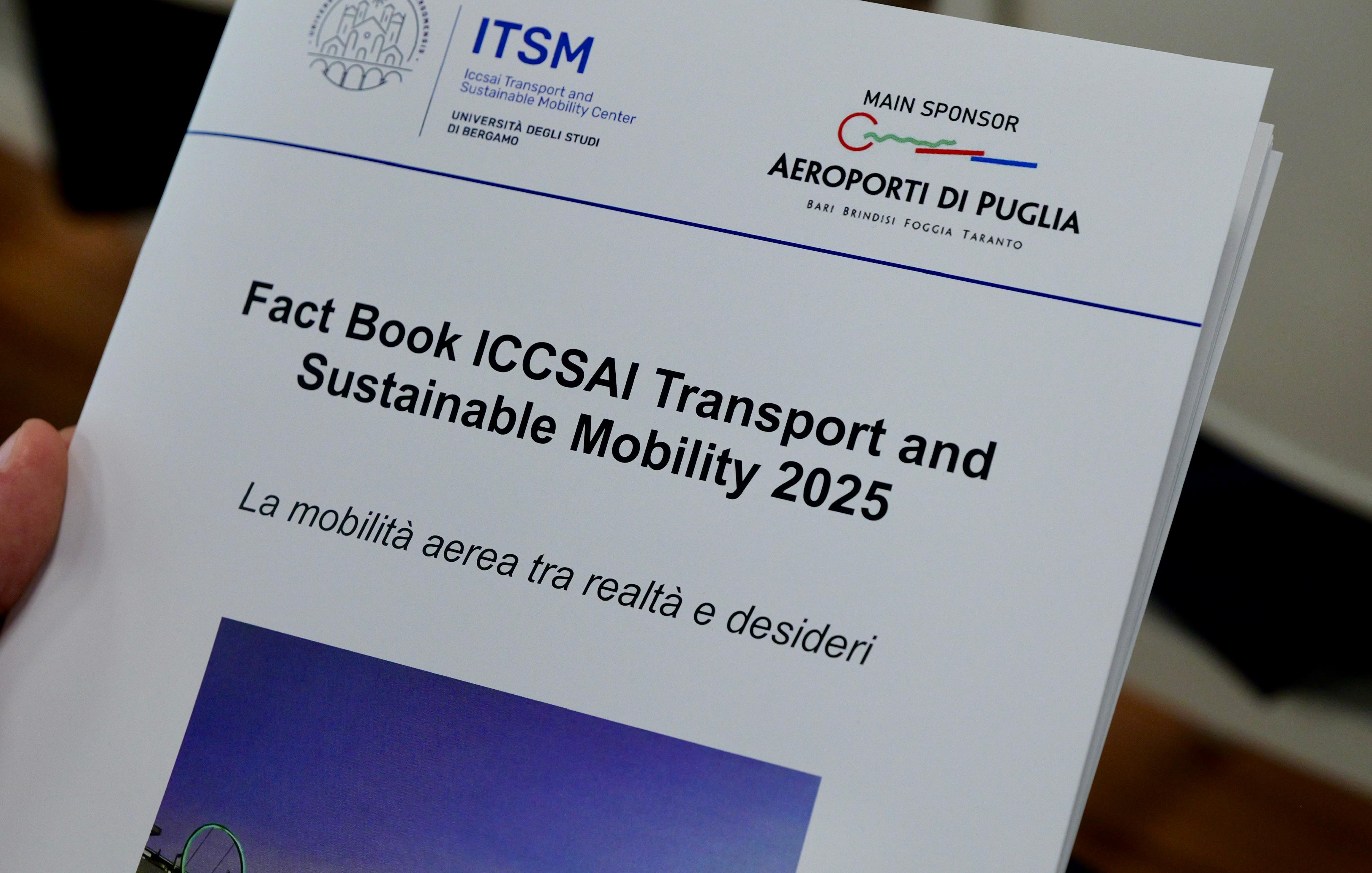 Galleria L'Italia leader della ripresa del traffico aereo in Europa - Diapositiva 1 di 13