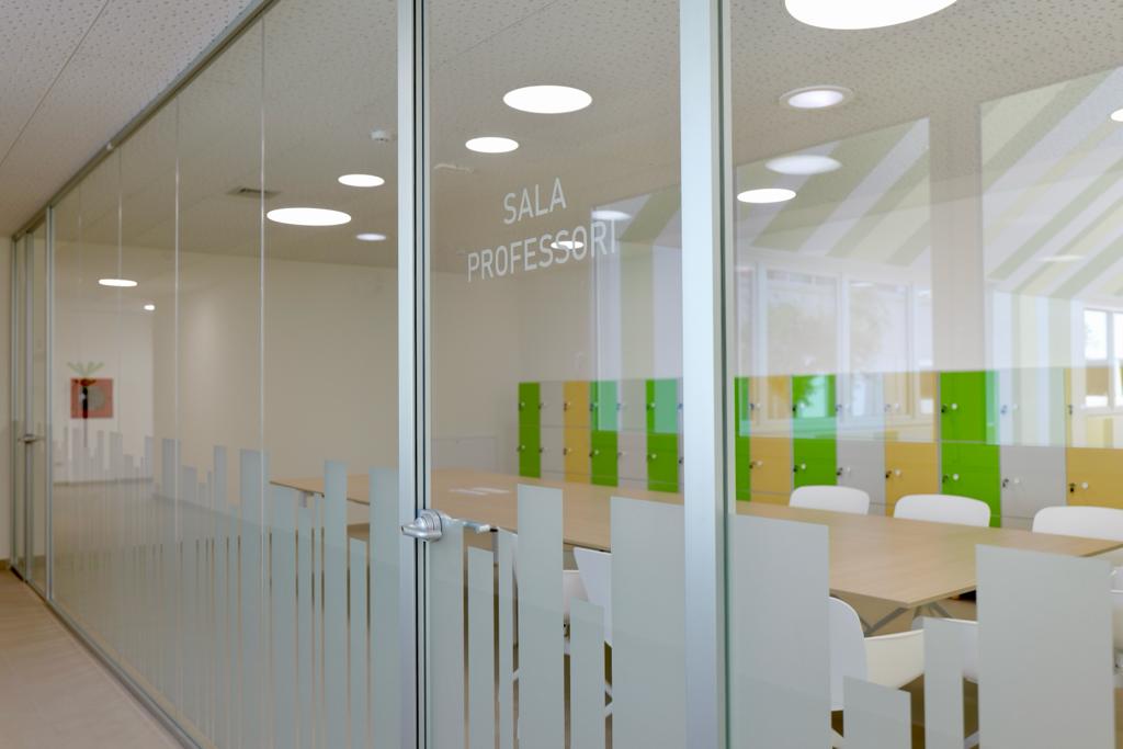 Galleria L’assessore Leo all’inaugurazione della nuova scuola innovativa ed ecosostenibile a Bitetto - Diapositiva 12 di 22