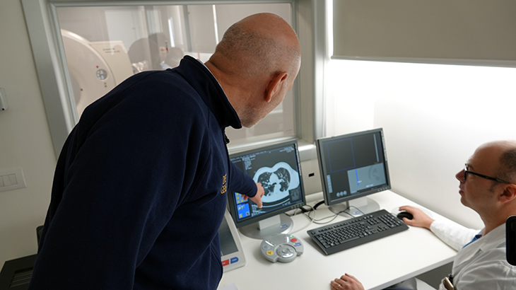 Galleria Inaugurata la nuova radiologia di urgenza al Policlinico di Bari, da oggi dedicata ai pazienti Covid-19 - Diapositiva 1 di 17