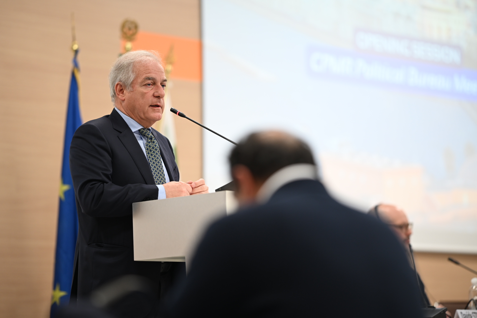 Galleria LE REGIONI MARITTIME AL CUORE DEL FUTURO DELL’EUROPA: L’UFFICIO POLITICO DELLA CRPM CHIEDE UNA MAGGIORE VOCE TERRITORIALE NELLE POLITICHE E NEL BILANCIO DELL’UE - Diapositiva 1 di 7