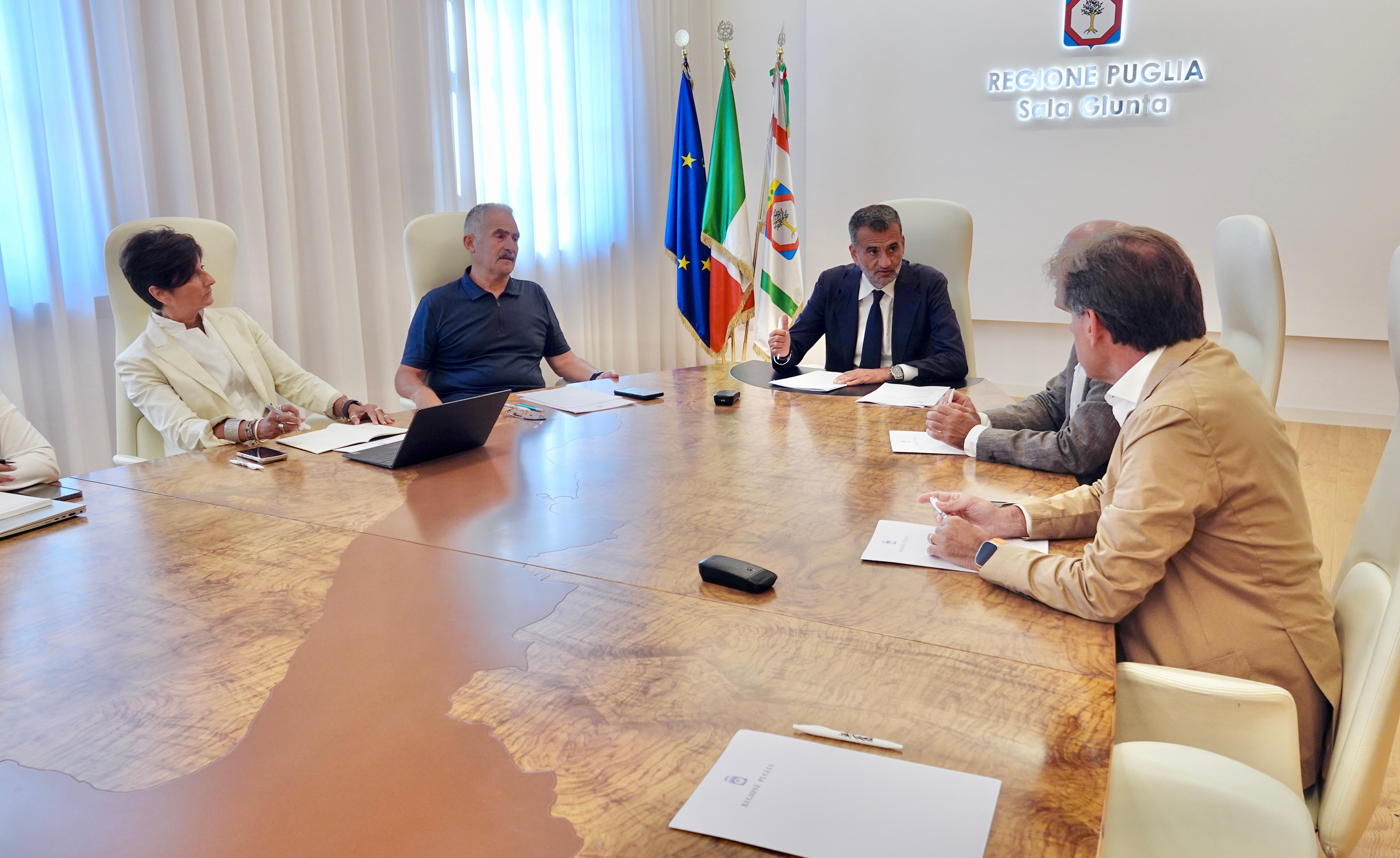 Galleria Riunita oggi l’unità di crisi sanitaria regionale - Diapositiva 3 di 8
