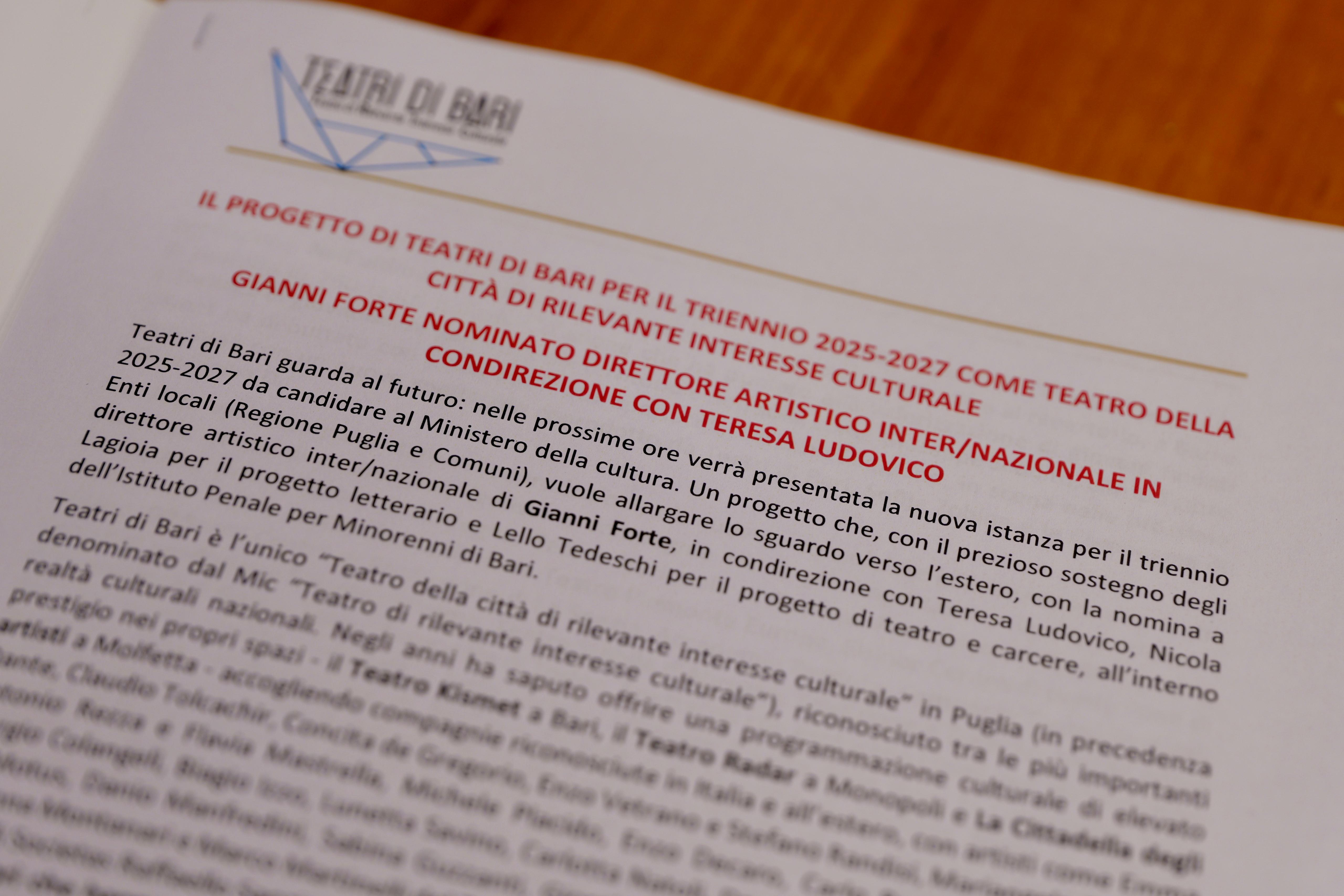 Galleria IL PROGETTO DI TEATRI DI BARI PER IL TRIENNIO 2025-2027 COME TEATRO DELLA CITTÀ DI RILEVANTE INTERESSE CULTURALE. GIANNI FORTE NOMINATO DIRETTORE ARTISTICO INTER/NAZIONALE IN CONDIREZIONE CON TERESA LUDOVICO - Diapositiva 9 di 10