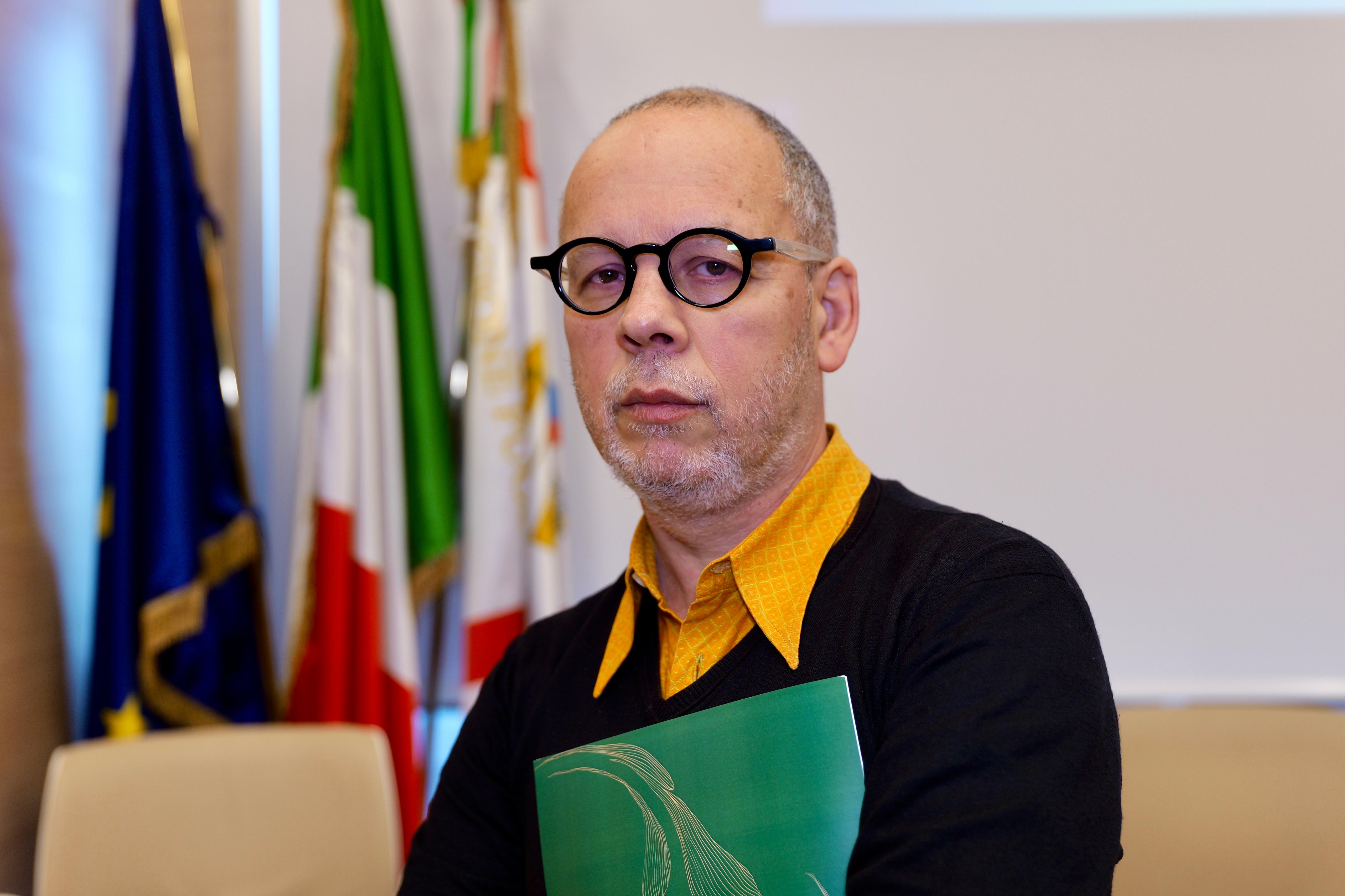 Galleria IL PROGETTO DI TEATRI DI BARI PER IL TRIENNIO 2025-2027 COME TEATRO DELLA CITTÀ DI RILEVANTE INTERESSE CULTURALE. GIANNI FORTE NOMINATO DIRETTORE ARTISTICO INTER/NAZIONALE IN CONDIREZIONE CON TERESA LUDOVICO - Diapositiva 5 di 10