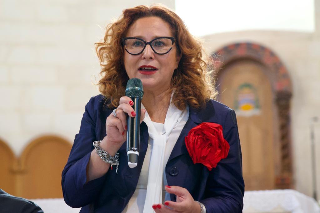 Galleria CONVERSANO, LA FIRMA DEL MAESTRO MUTI SULLA LEGGE PUGLIESE SULLE BANDE MUSICALI: “SIA DI ESEMPIO PER IL PAESE”. EMILIANO: “LA PUGLIA SI RIAPPROPRIA DELLA SUA IDENTITÀ” - Diapositiva 12 di 15