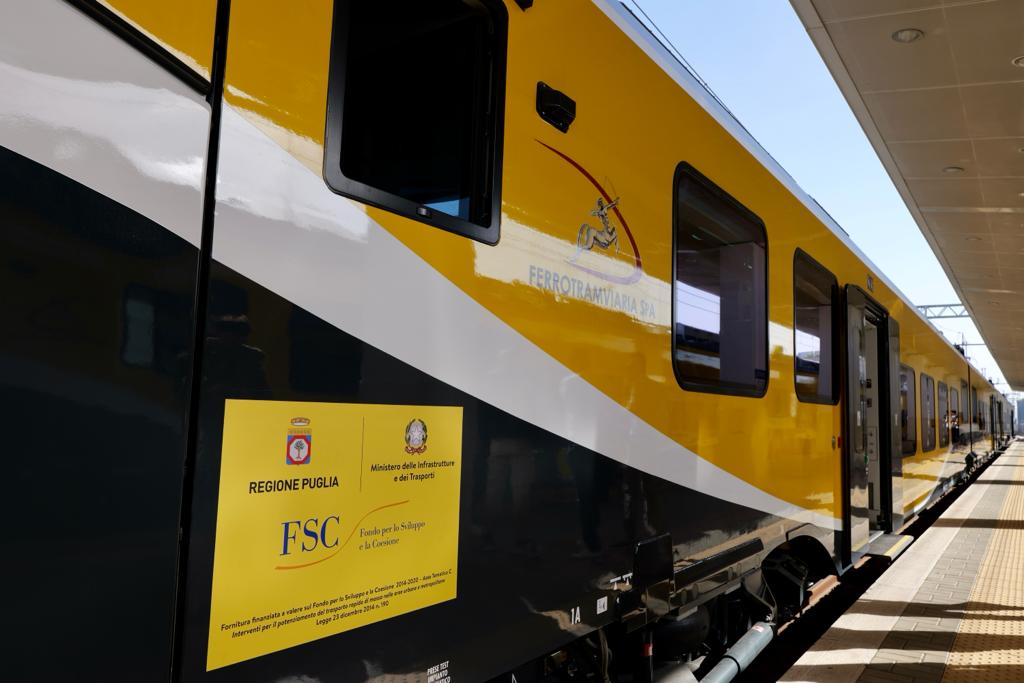 Galleria Trasporti, presentati i nuovi treni regionali Alstom che circoleranno sulla linea di Ferrotramviaria - Diapositiva 8 di 28