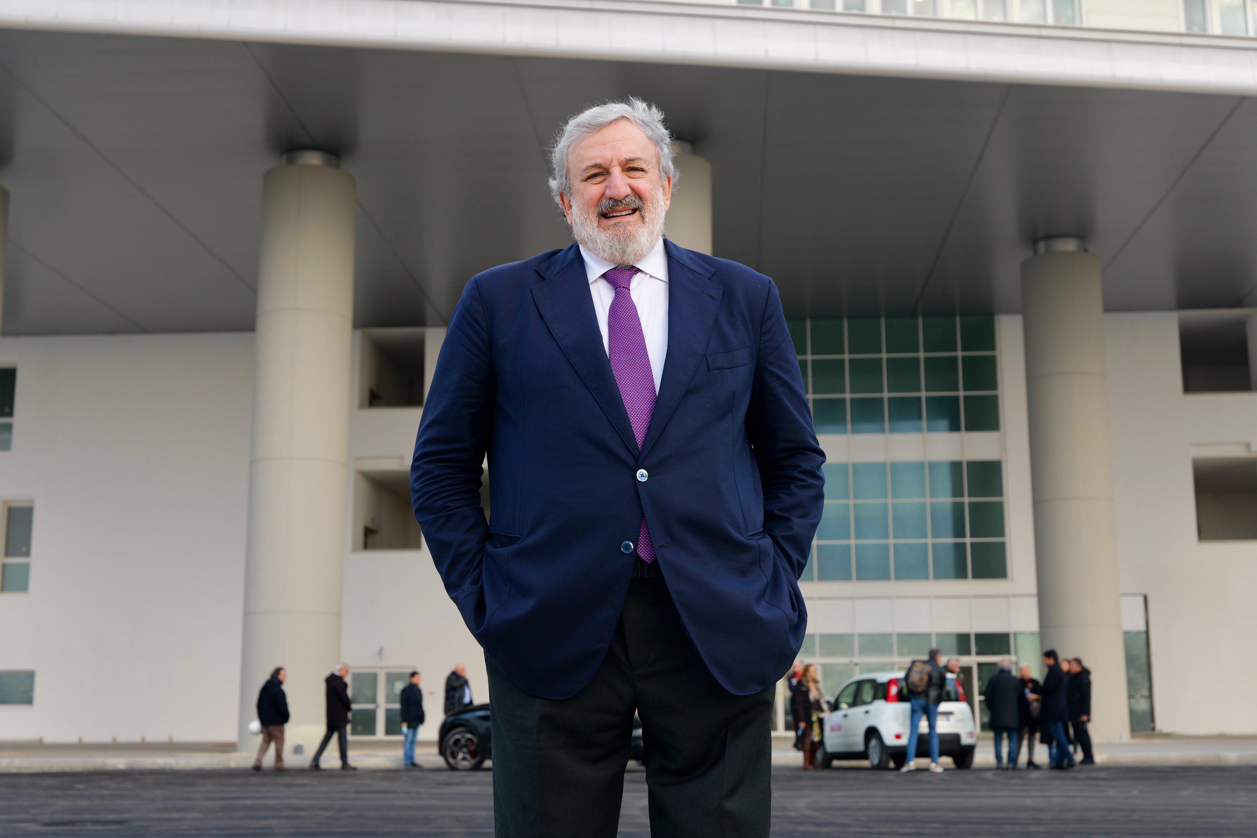 Galleria TARANTO, RIUNITA LA STRUTTURA SPECIALE PER IL COMPLETAMENTO DELL’OSPEDALE&nbsp;SAN CATALDO. - Diapositiva 1 di 4