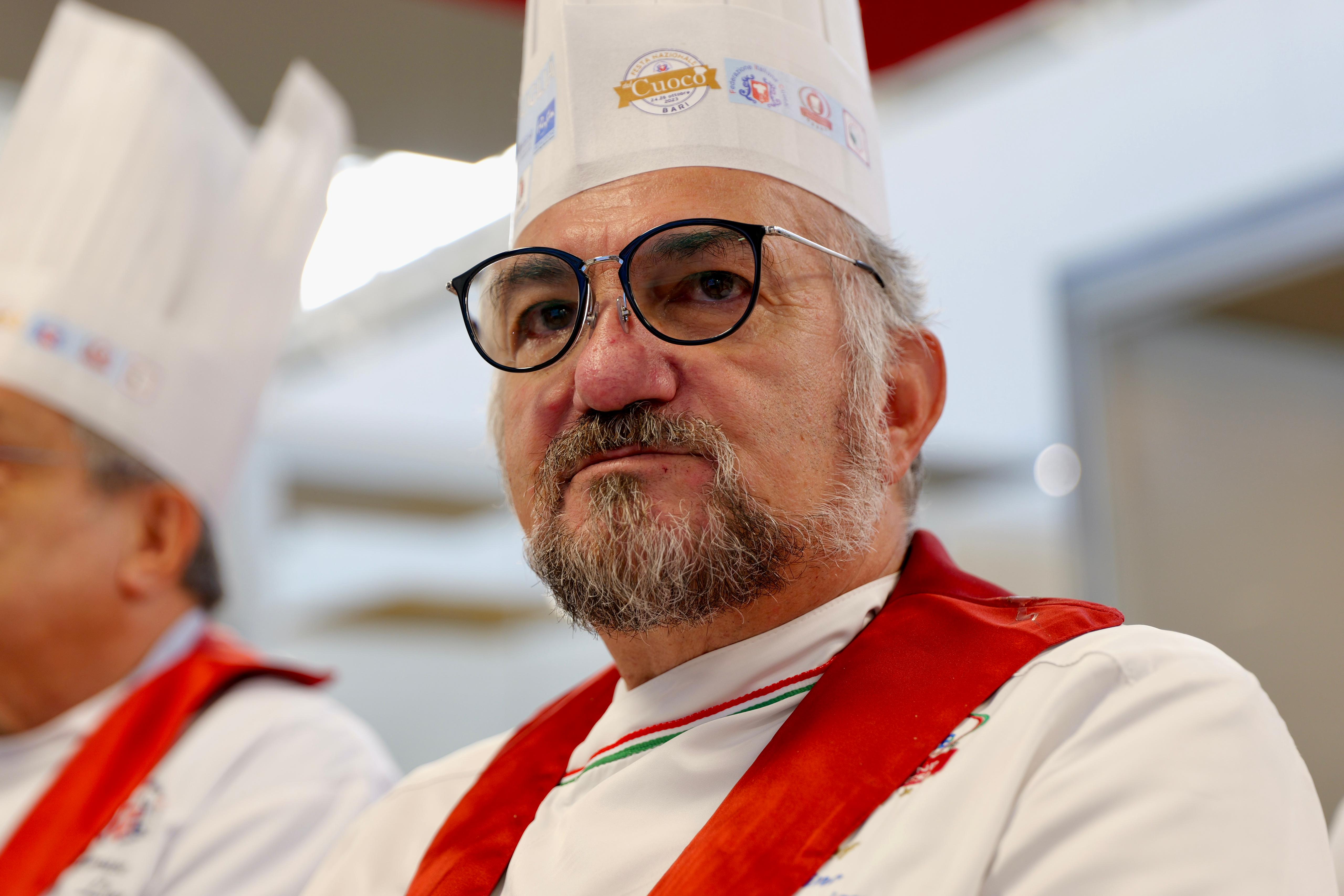 Galleria A BARI LA “FESTA NAZIONALE DEL CUOCO” UNISCE LA FILIERA DEL TURISMO - Diapositiva 7 di 16