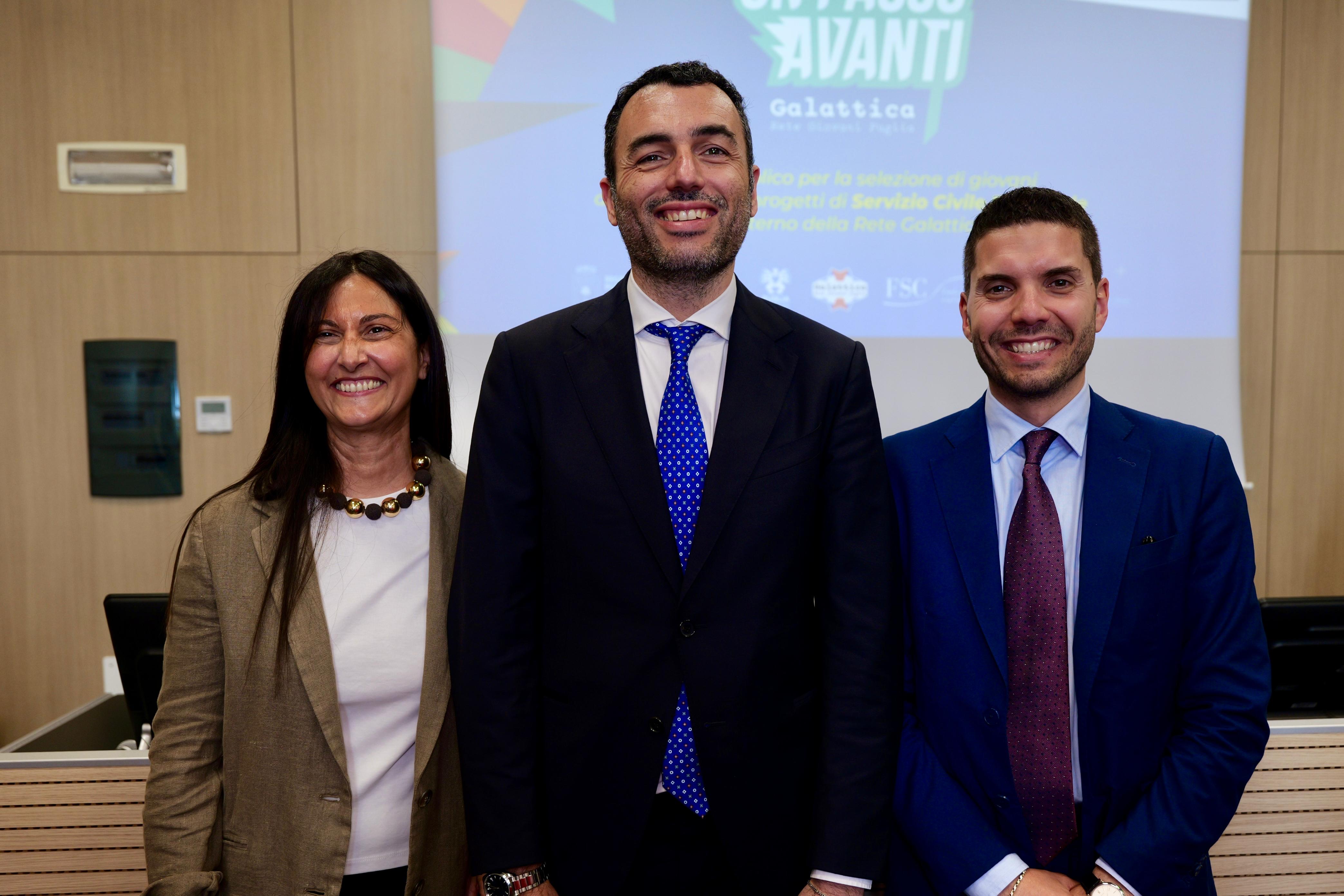 Galleria Al via la prima sperimentazione del Servizio Civile Regionale. L’assessore Delli Noci: “Misura strategica per favorire l’attivazione dei NEET attraverso il supporto tra pari” - Diapositiva 1 di 6