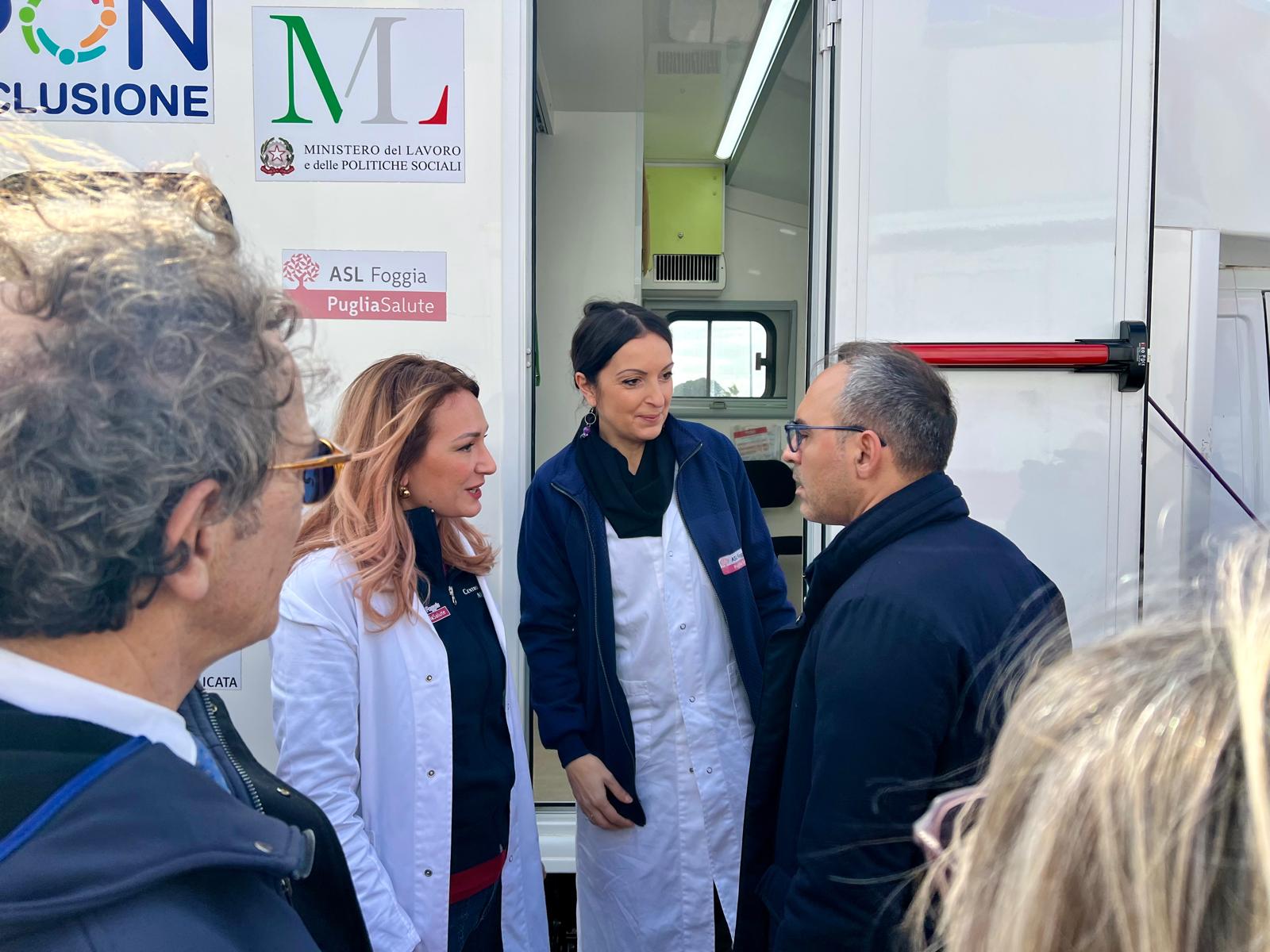 Galleria Giornata Mondiale contro il Cancro, Piemontese ai presidi organizzati “in piazza” per diffondere la prevenzione - Diapositiva 3 di 5