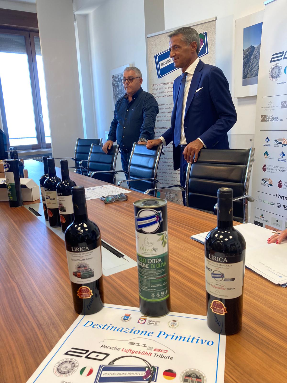 Galleria Destinazione Primitivo: l’1, il 2 e il 3 settembre 2023 il raduno delle Porsche d’epoca in un viaggio a tappe tra le terre della Dop di Manduria - Diapositiva 6 di 6