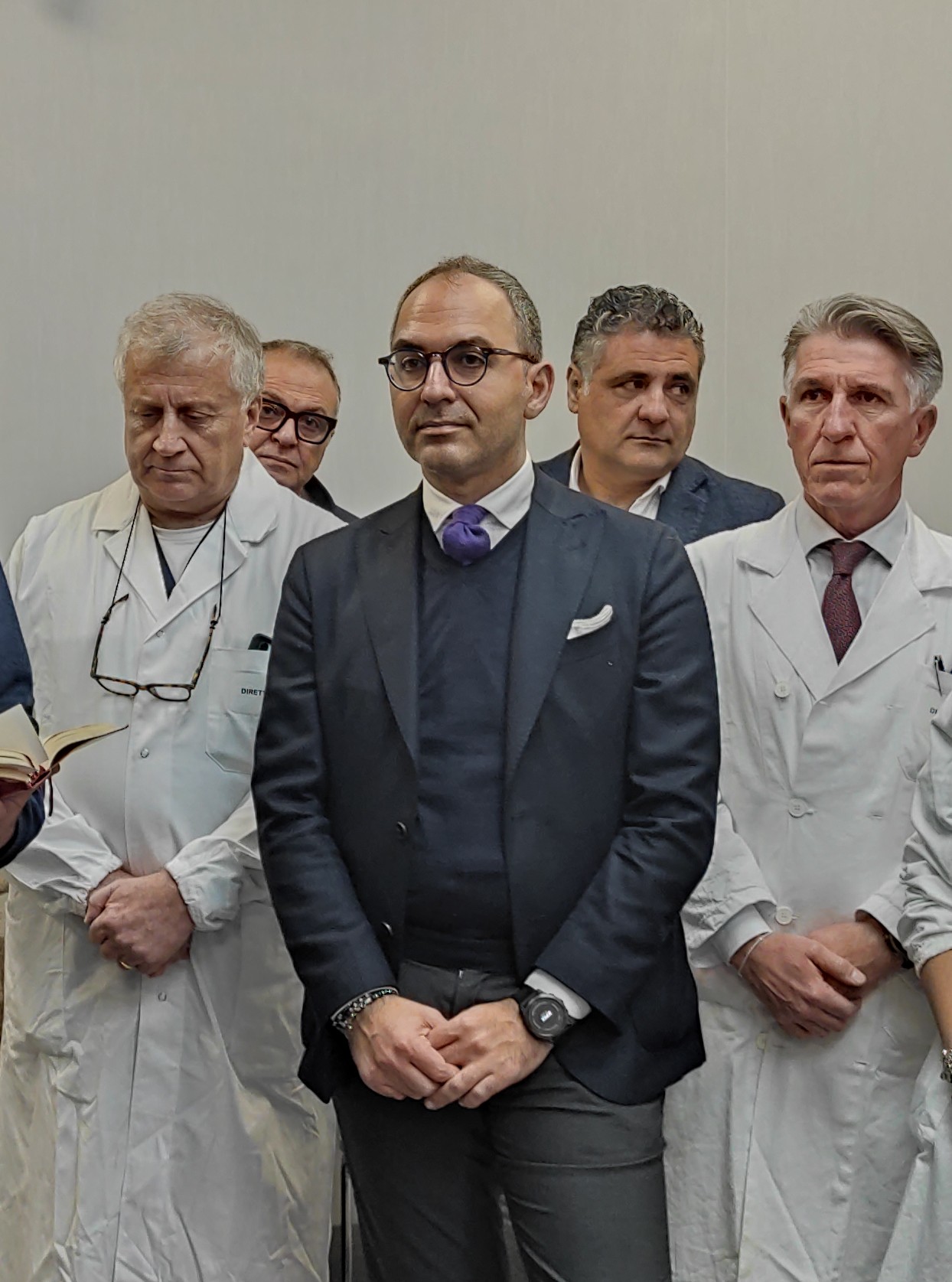 Galleria Policlinico Foggia, il presidente della Regione Michele Emiliano e l'assessore alla Sanità Raffaele Piemontese inaugurano il nuovo acceleratore lineare della Struttura di Radioterapia - Diapositiva 8 di 15