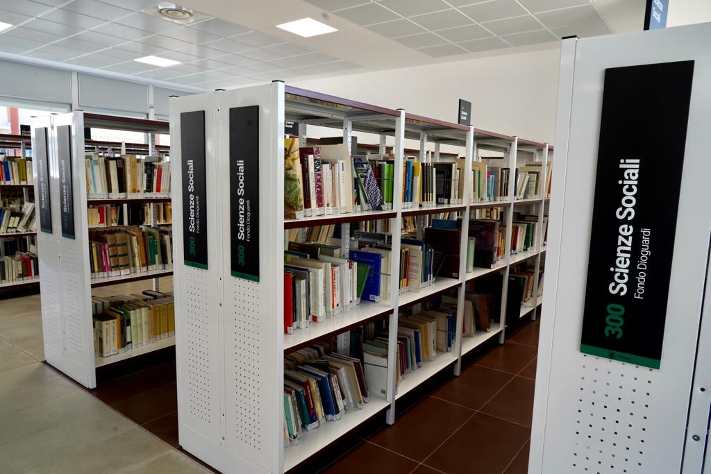 Galleria Inaugurata nel Politecnico “PoliLibrary”: la biblioteca di comunità aperta al territorio. Un progetto finanziato dalla Regione Puglia - Diapositiva 21 di 29