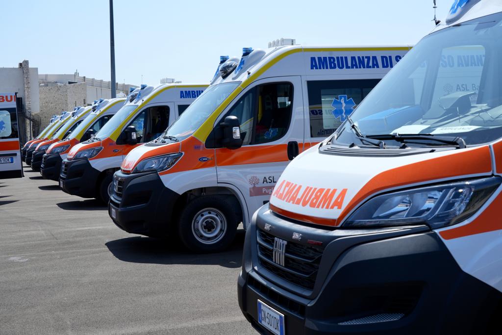 Galleria Il 118 ASL Bari cambia volto: ecco 55 nuove ambulanze  e 462 operatori assunti a tempo indeterminato in Sanitaservice - Diapositiva 18 di 21