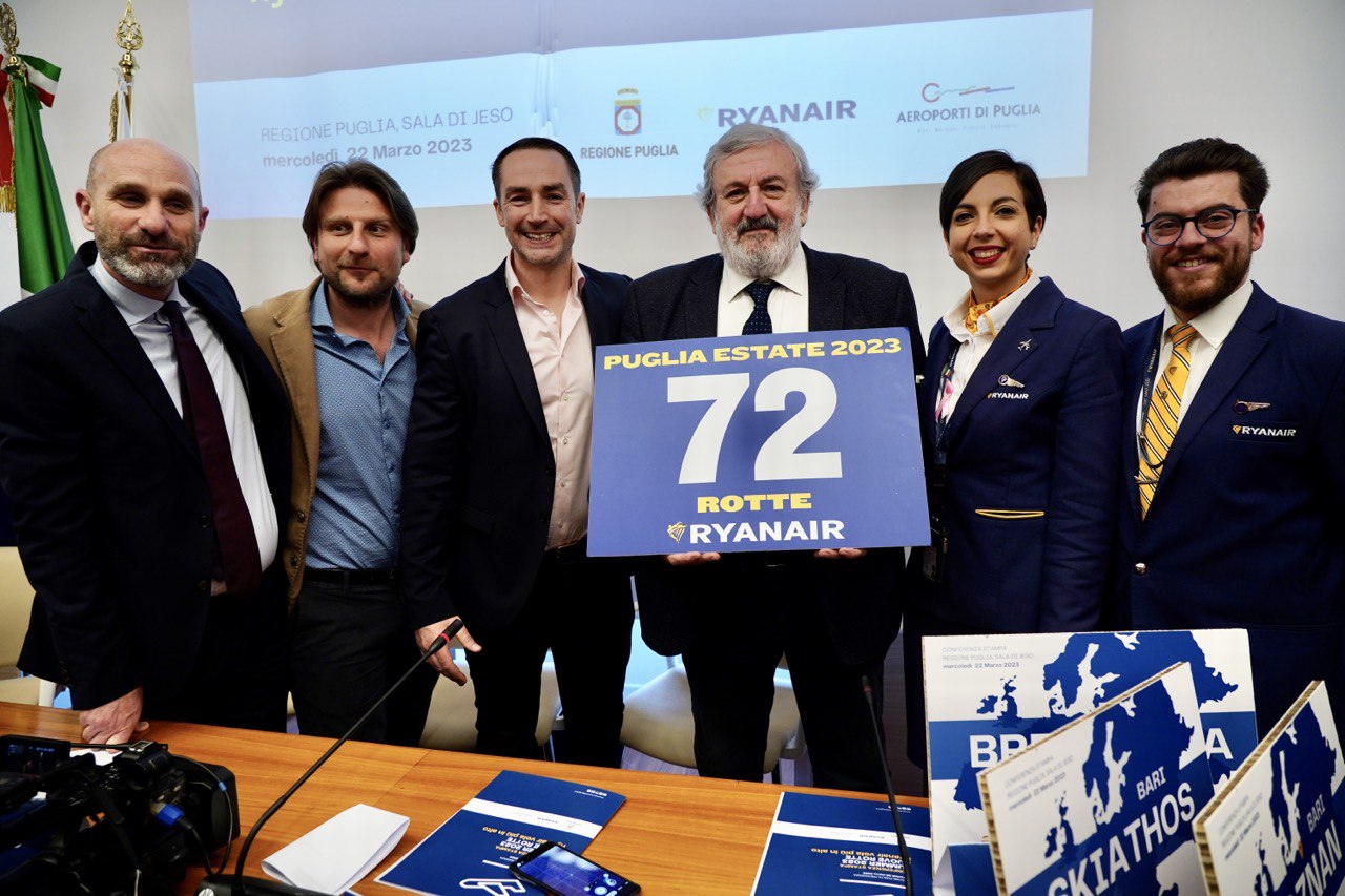 Galleria Ryanair lancia il suo programma operativo per l’estate 2023 in Puglia con sei nuove rotte e 500 milioni di dollari di investimento - Diapositiva 11 di 15